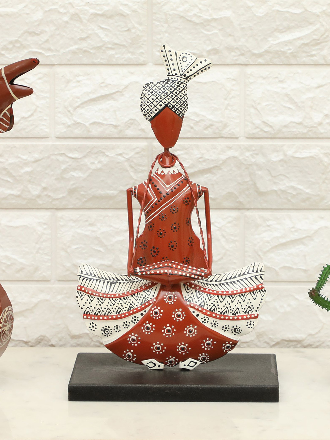 vedas F-Akemi Dhol Brown Metal Metallic Living Room Hand-Painted Medium Showpiece - 13.4 Inches