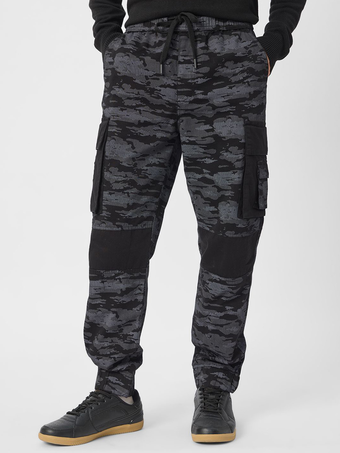 The Souled Store Punisher: One Man Army Men Printed Pure Cotton Cargo Joggers
