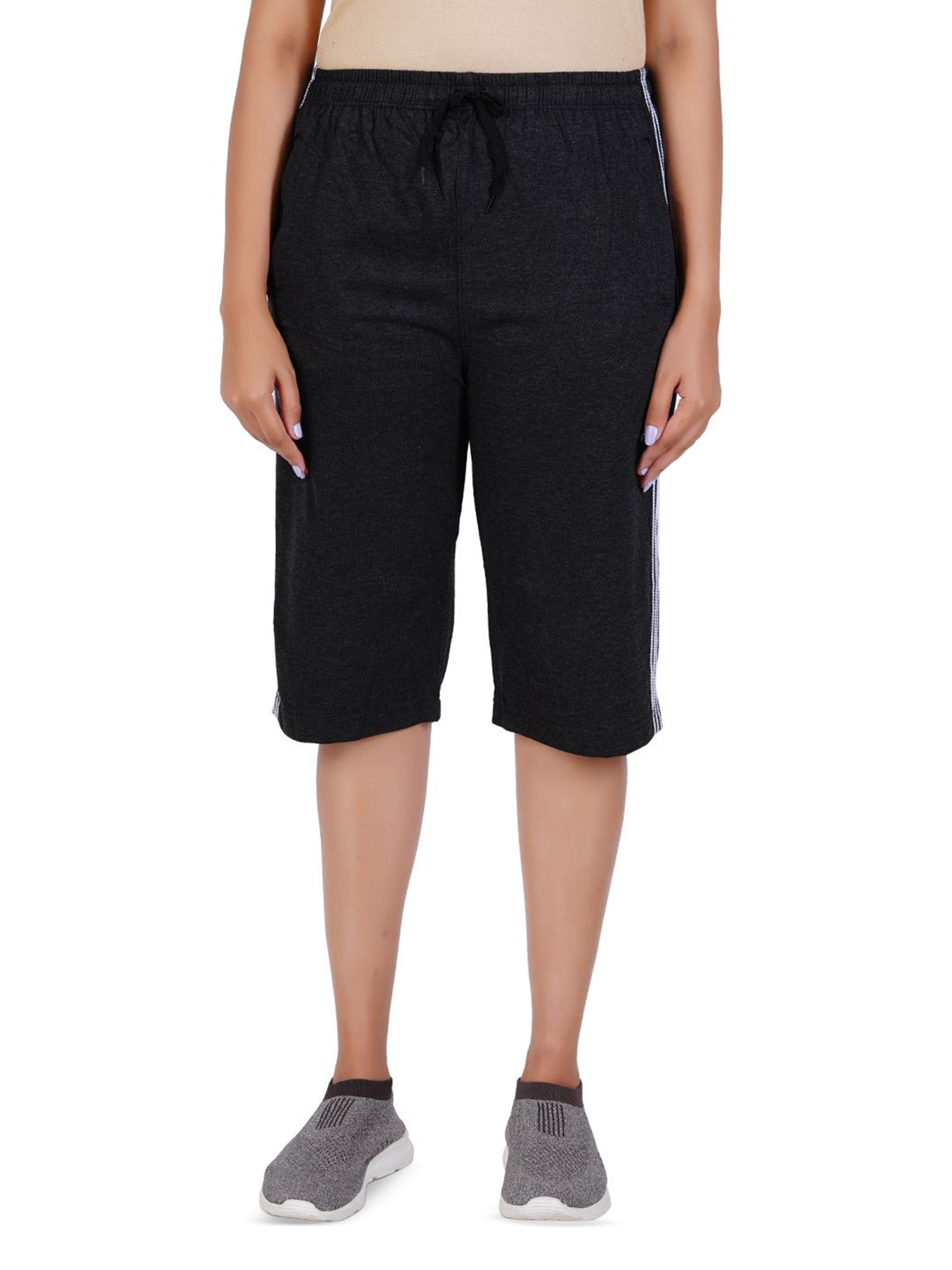FEEL TRACK Women Capris