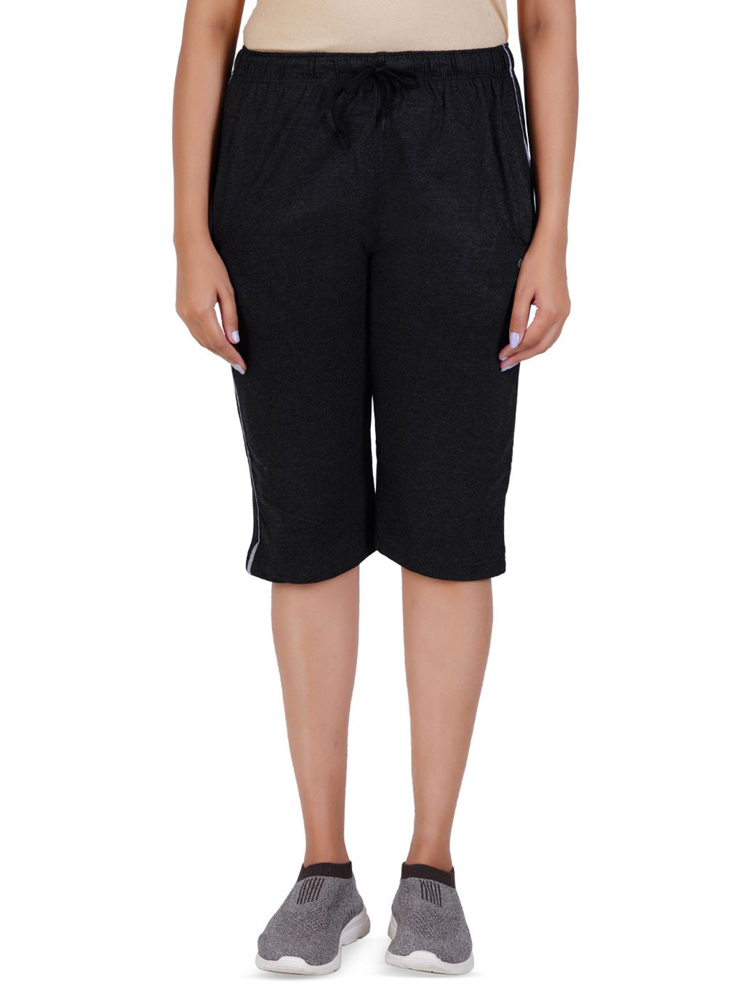 FEEL TRACK Women Capris