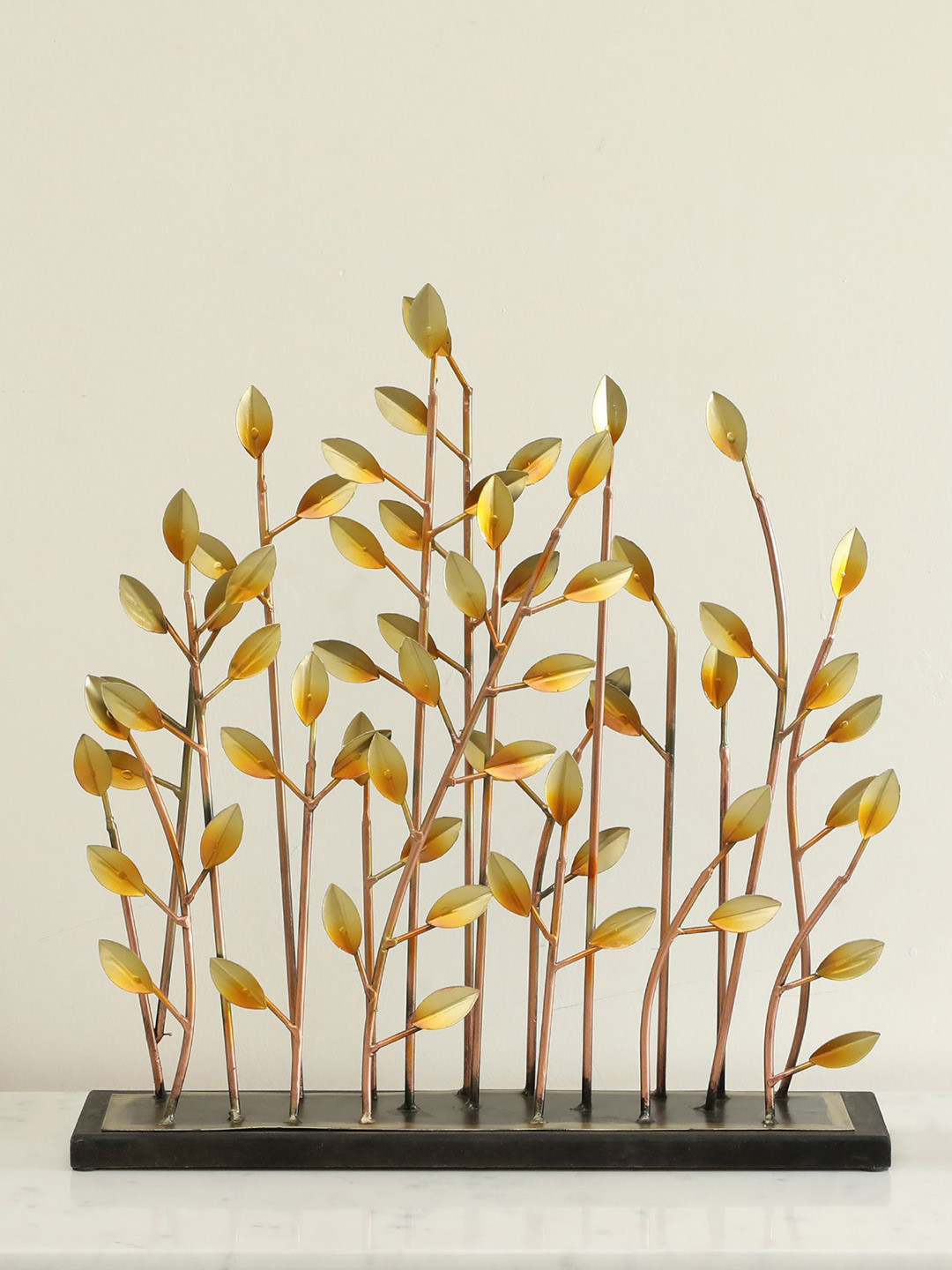 vedas F-Bunch Leafs Gold Metal Metallic Living Room Large Showpiece - 18.9 Inches