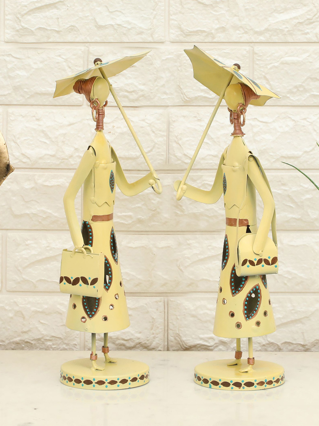 vedas F-Domino Dolls Yellow Metal Metallic Living Room Set of 2 Medium Showpieces - 15 Inches