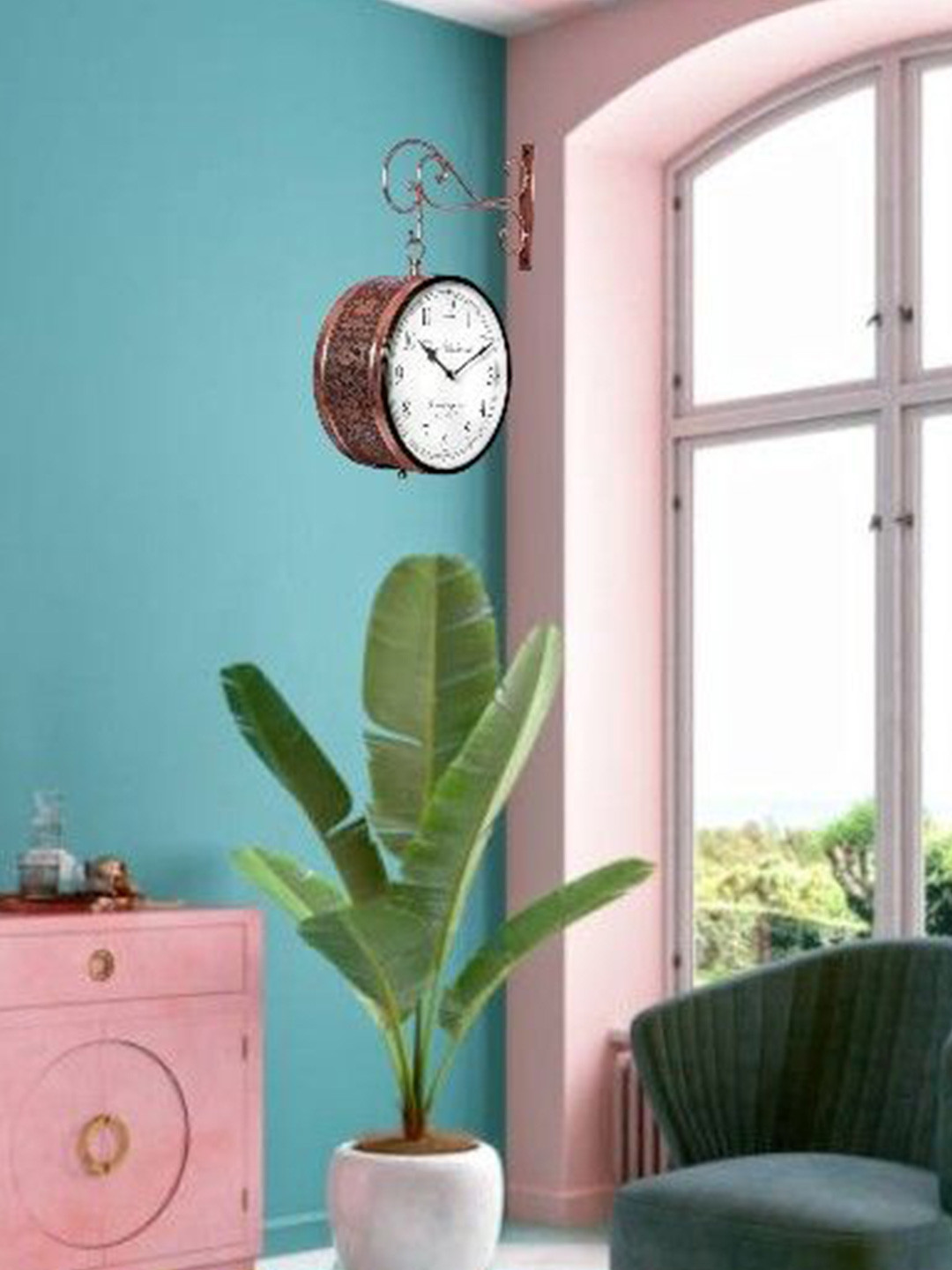 vedas Copper-Toned Textured Rutvi Vintage Double Sided Analogue Station Antique Clock