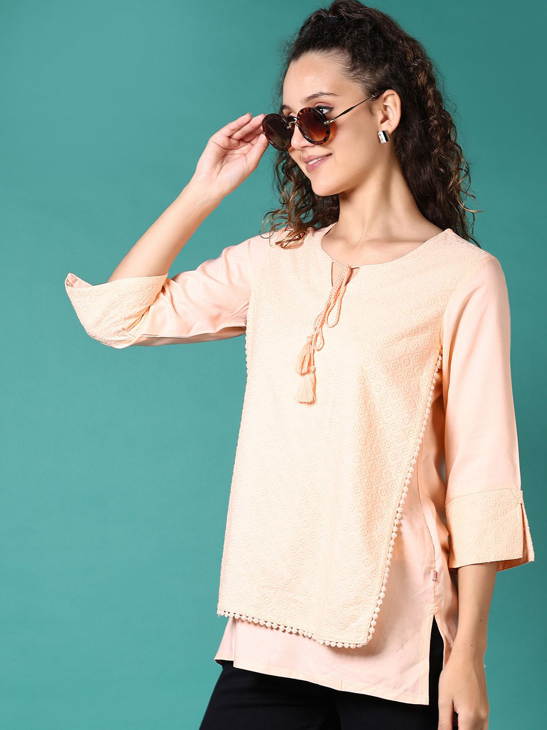 V-Mart Ethnic Motifs Printed Chikankari Chikankari Kurti