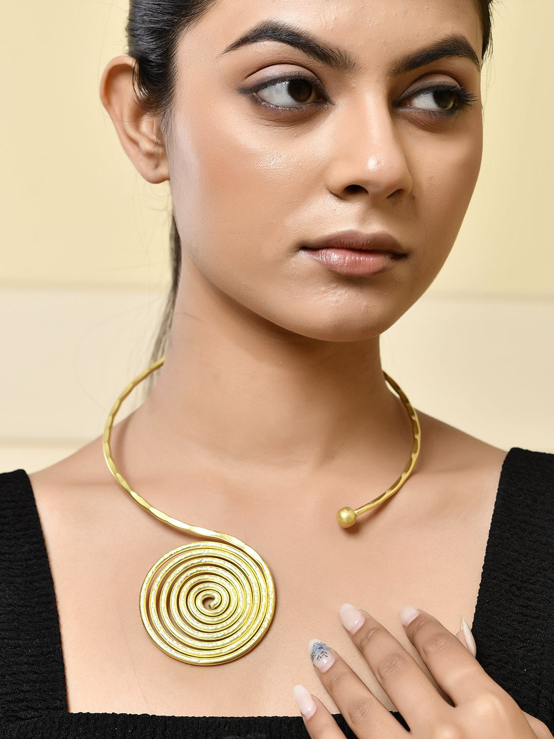 Silvermerc Designs Luxe Fashion Jewelry Brass Elegant Gold-Plated Spiral Choker Necklace