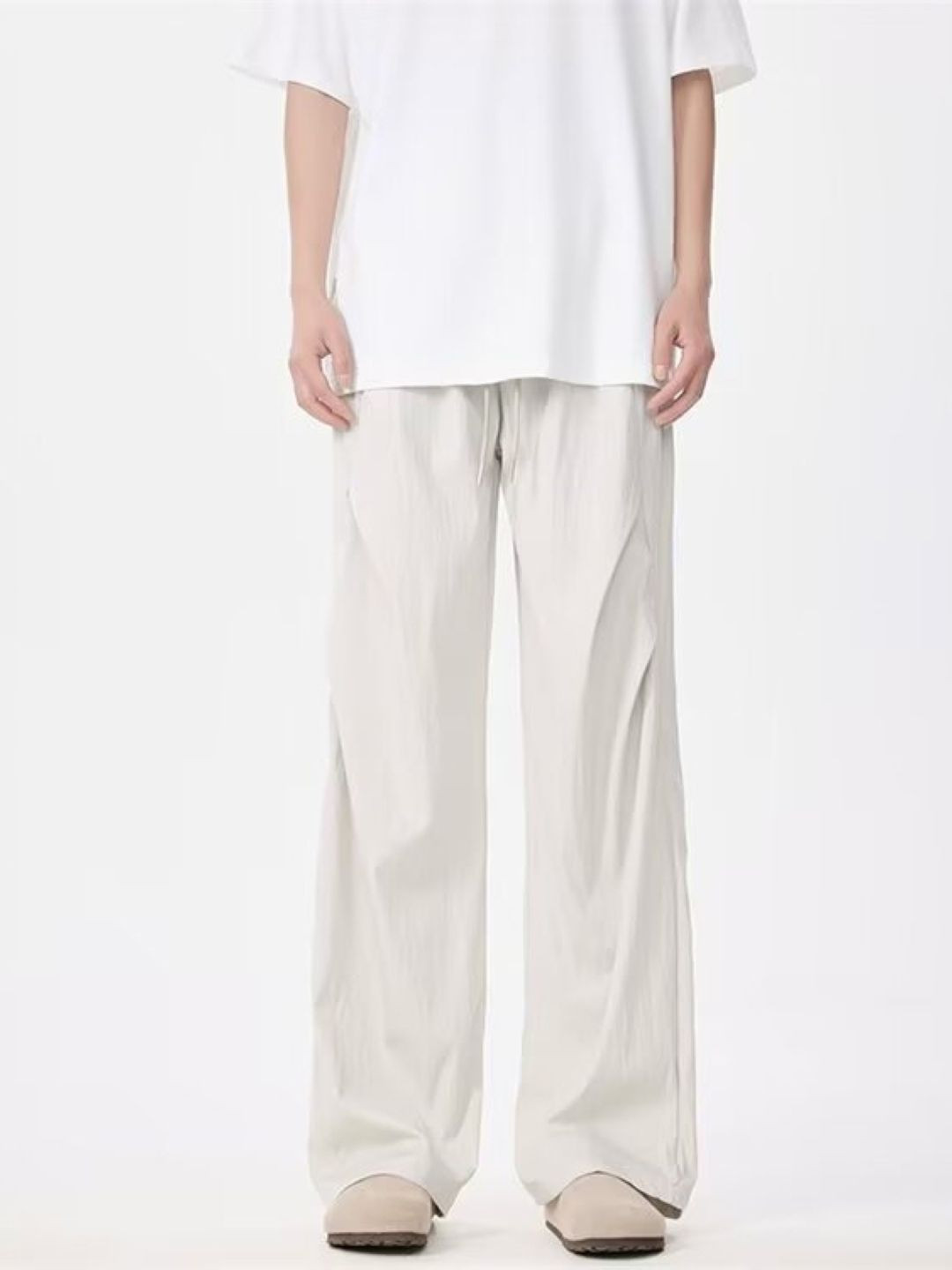 StyleCast Men Relaxed Mid-Rise Relaxed Fit Trouser