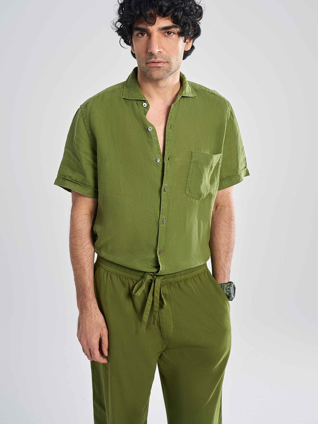 Terra Luna Men Comfort Fit Mid-Rise Cotton Trousers