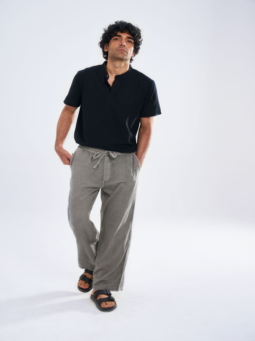 Terra Luna Men Comfort Regular Fit Mid-Rise Cotton Trouser