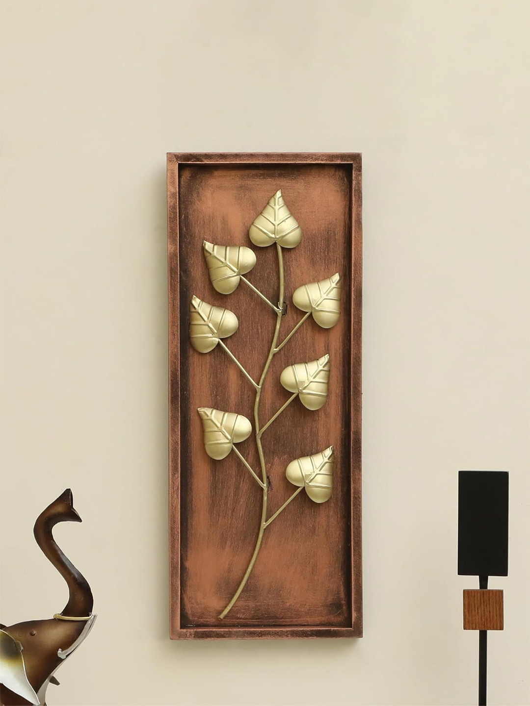 vedas Holly Leaf Metal Matte Hanging Hall Wall Hangings-20.1In