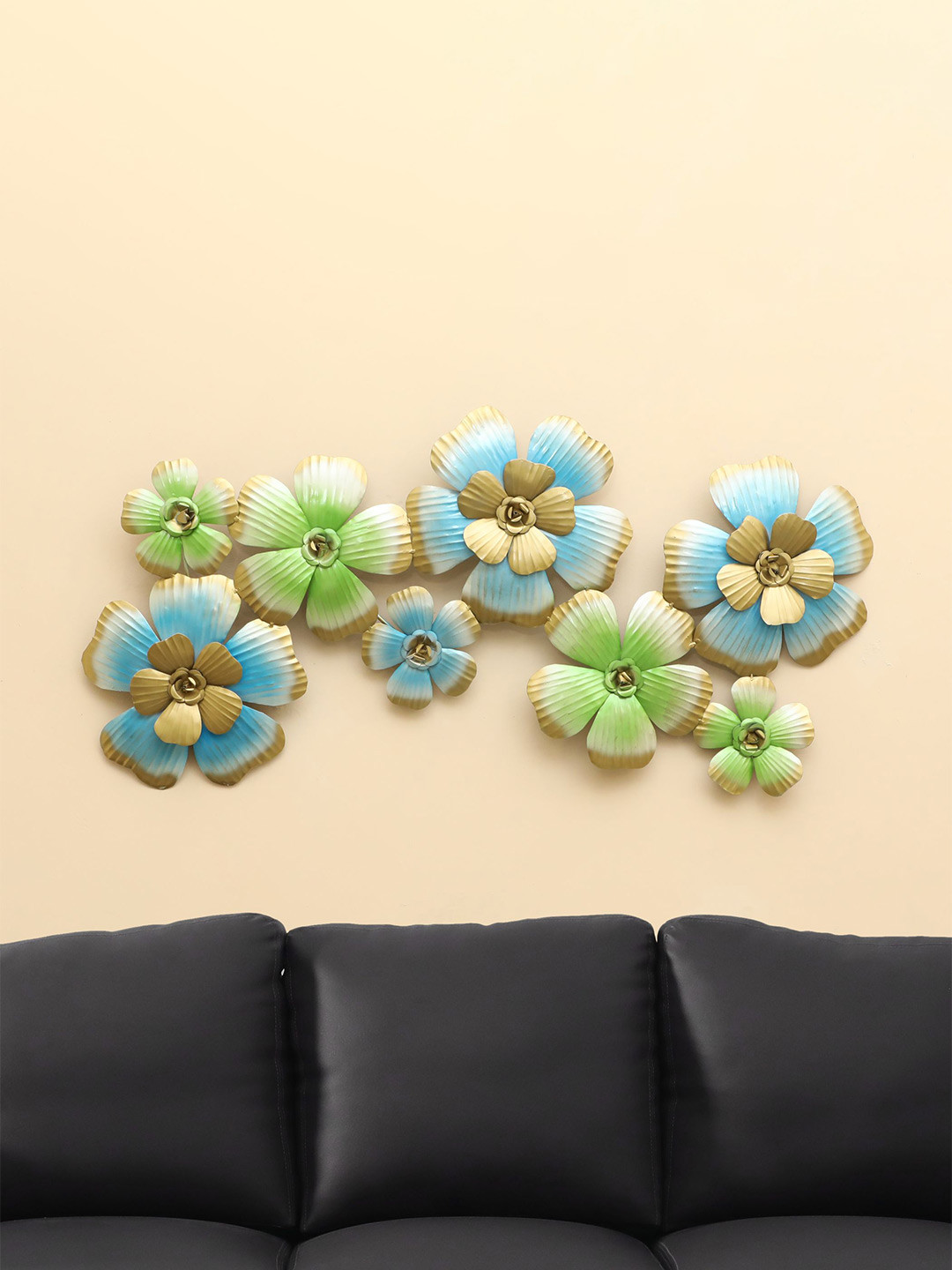 vedas Metal Glossy Hanging Hall Floral Wall Decor-18.9In