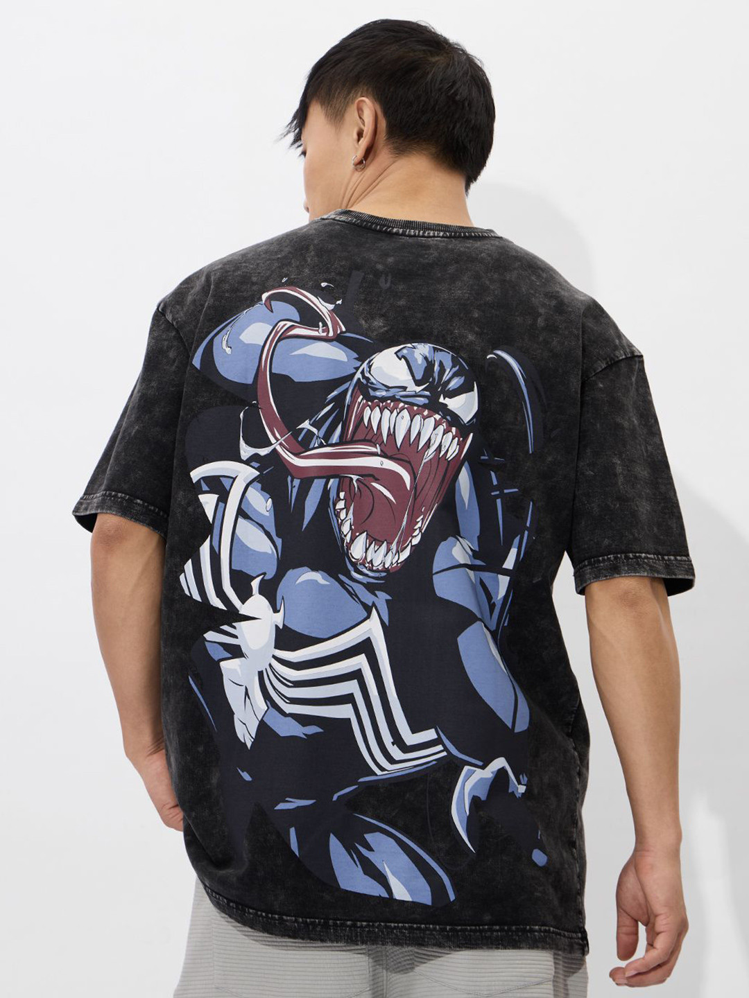 The Souled Store Men Venom Graphic Printed Round Neck Cotton Oversized Fit T-shirt