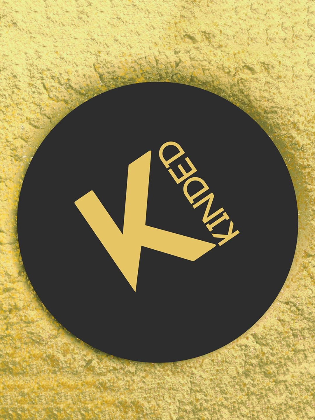 KINDED Translucent Highlighter Setting Loose Powder with Puf -30gm - Shimmer Banana Yellow