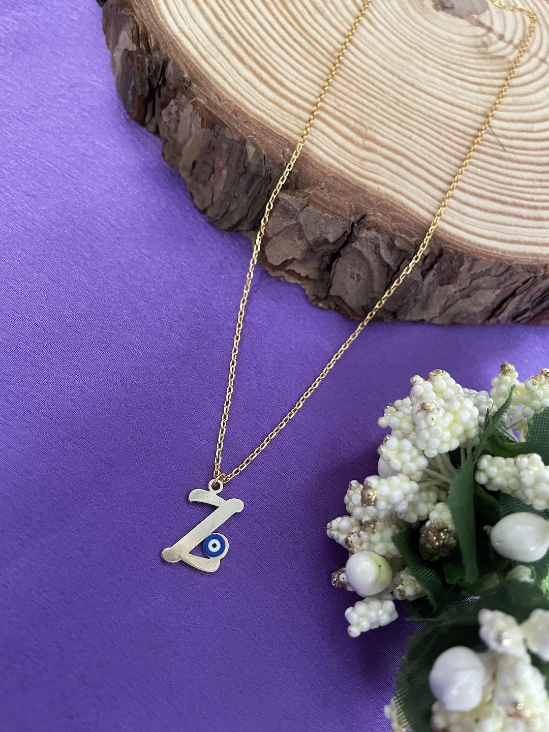 Digital Dress Room Gold-Plated Letter 'Z' Evil Eye Chain