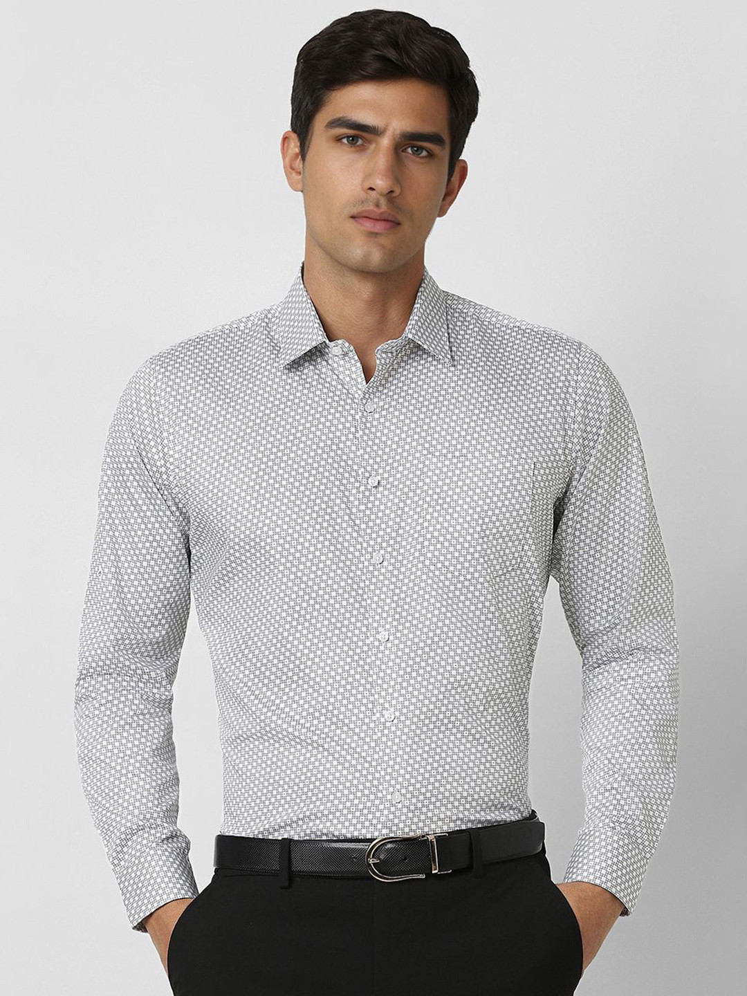 Van Heusen Men Slim Fit Spread Collar Micro Checked Cotton Formal Shirt