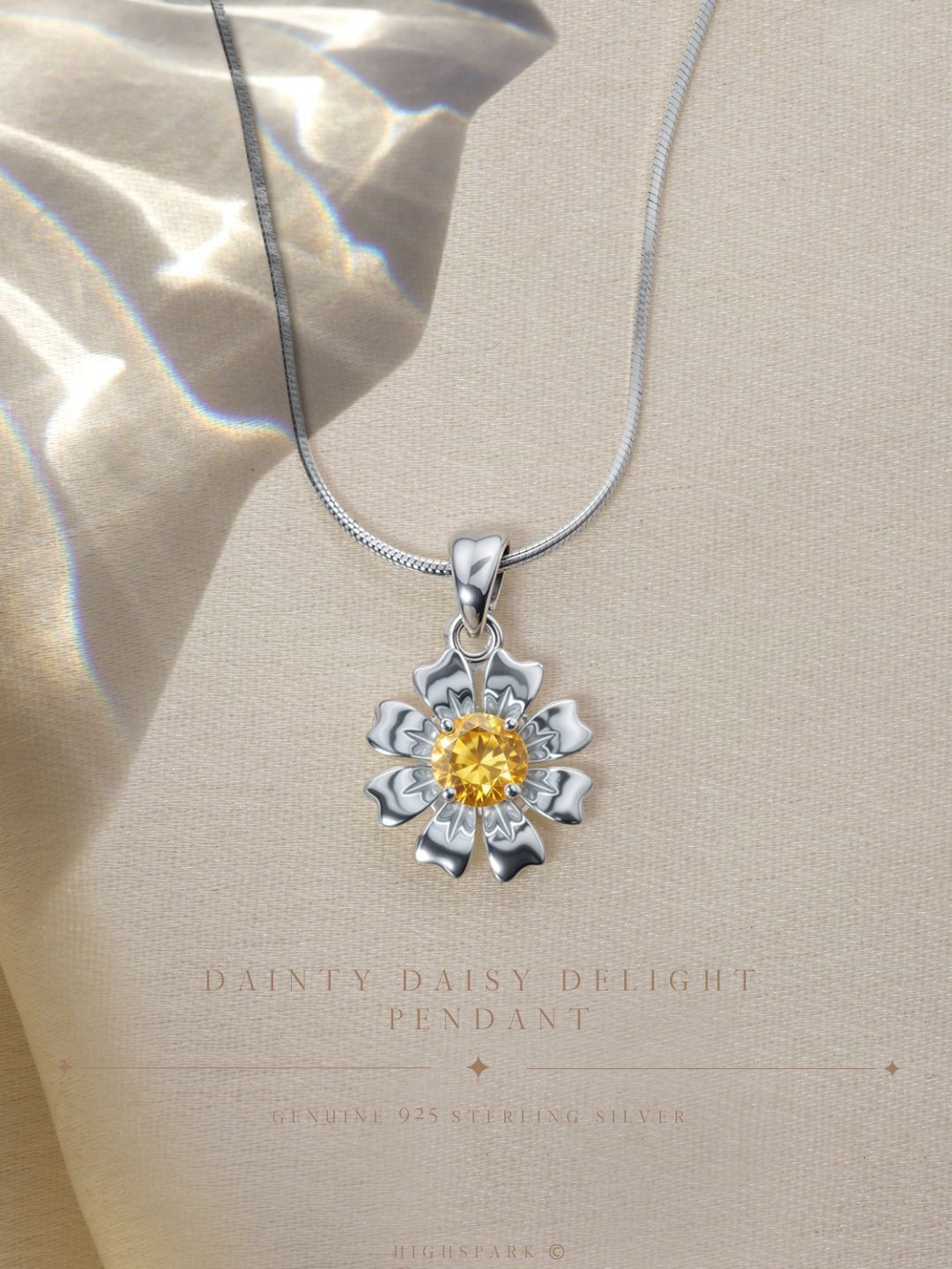 HighSpark 92.5 Sterling Silver Cubic Zirconia Sunflower Solitaire Pendant
