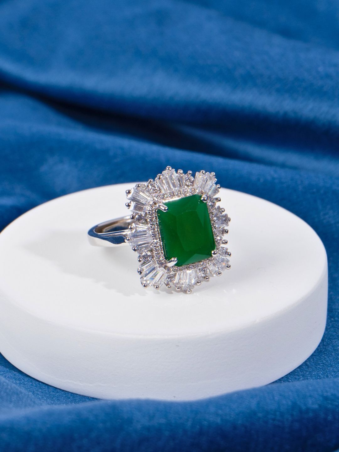 GLYTERS 92.5 Sterling Silver Stone-Studded Monarch Adjustable Finger Ring