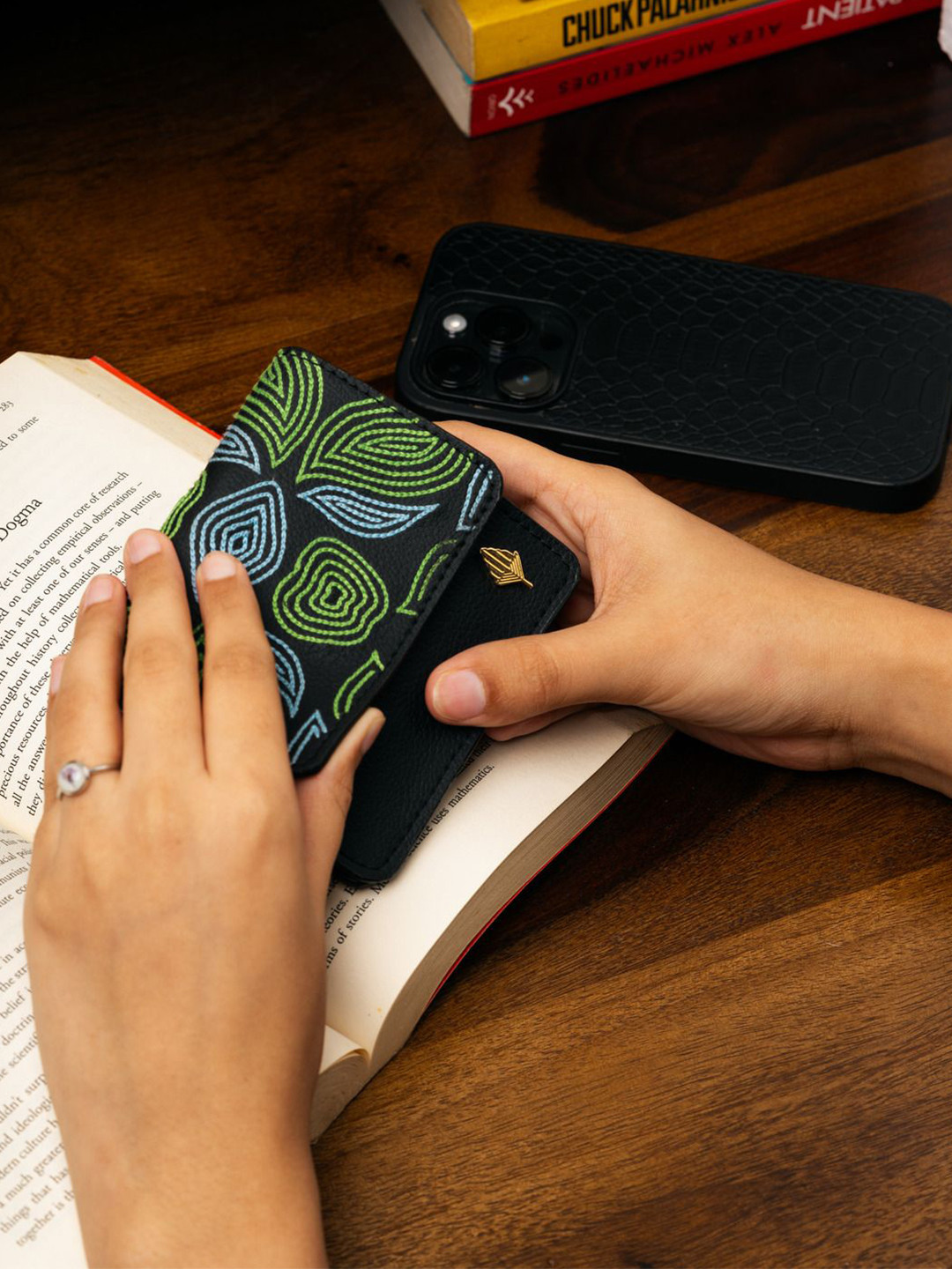 Green Hermitage Women Floral Printed Fashion Wallets