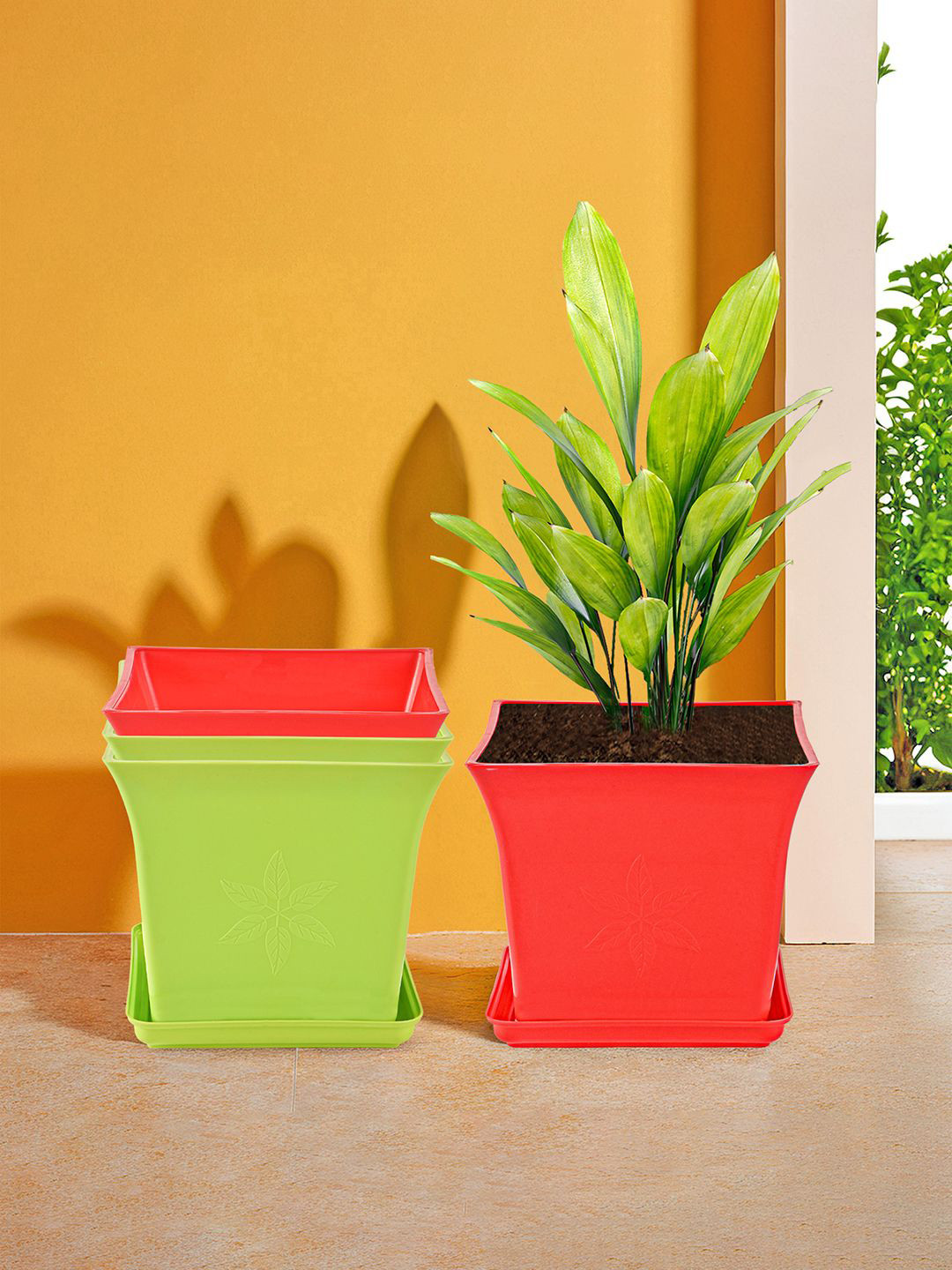 Kuber Industries 4 Pieces Red & Green Premium Flower Pots for Garden with Bottom Plates