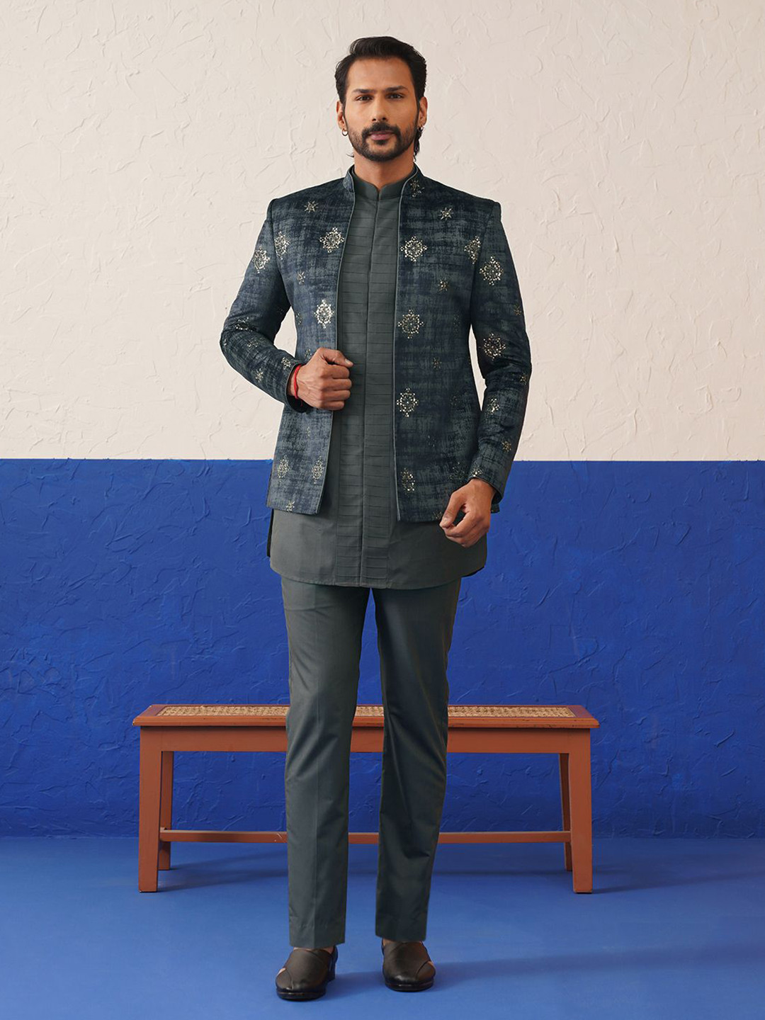 TheEthnic.Co Men A Night Blue Velvet Fabric With Butta Embroidery Sherwani Set