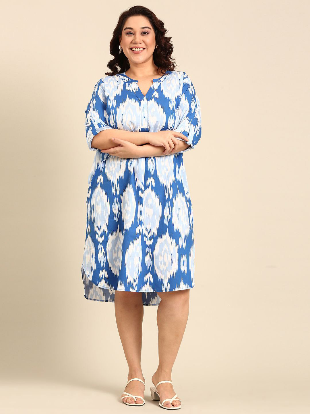 The Pink Moon Women Blue and White Printed Dress