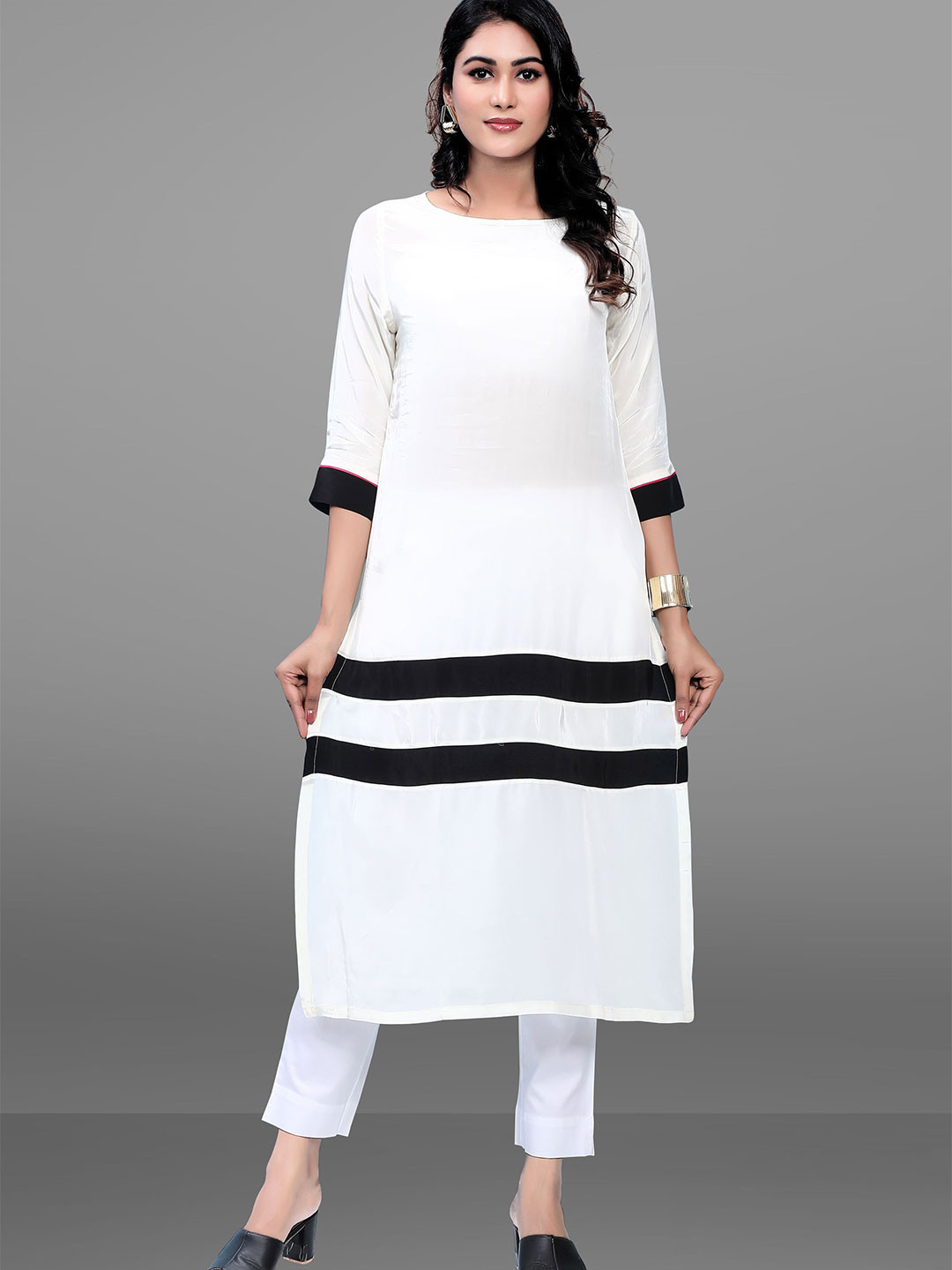 BABRU Striped Pure Crepe Kurti