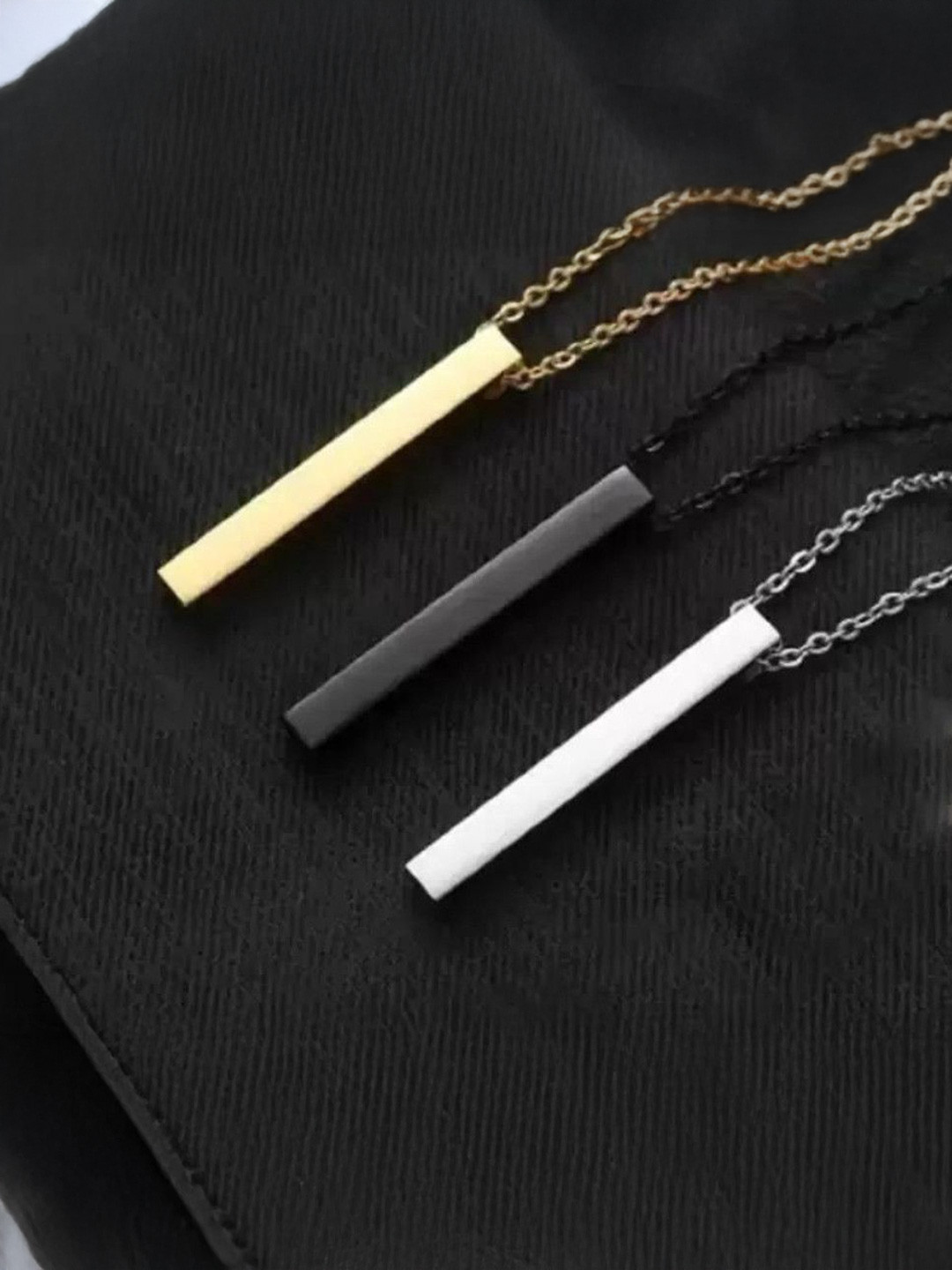 Teeragaj Bar-Charm Pendant With Chain