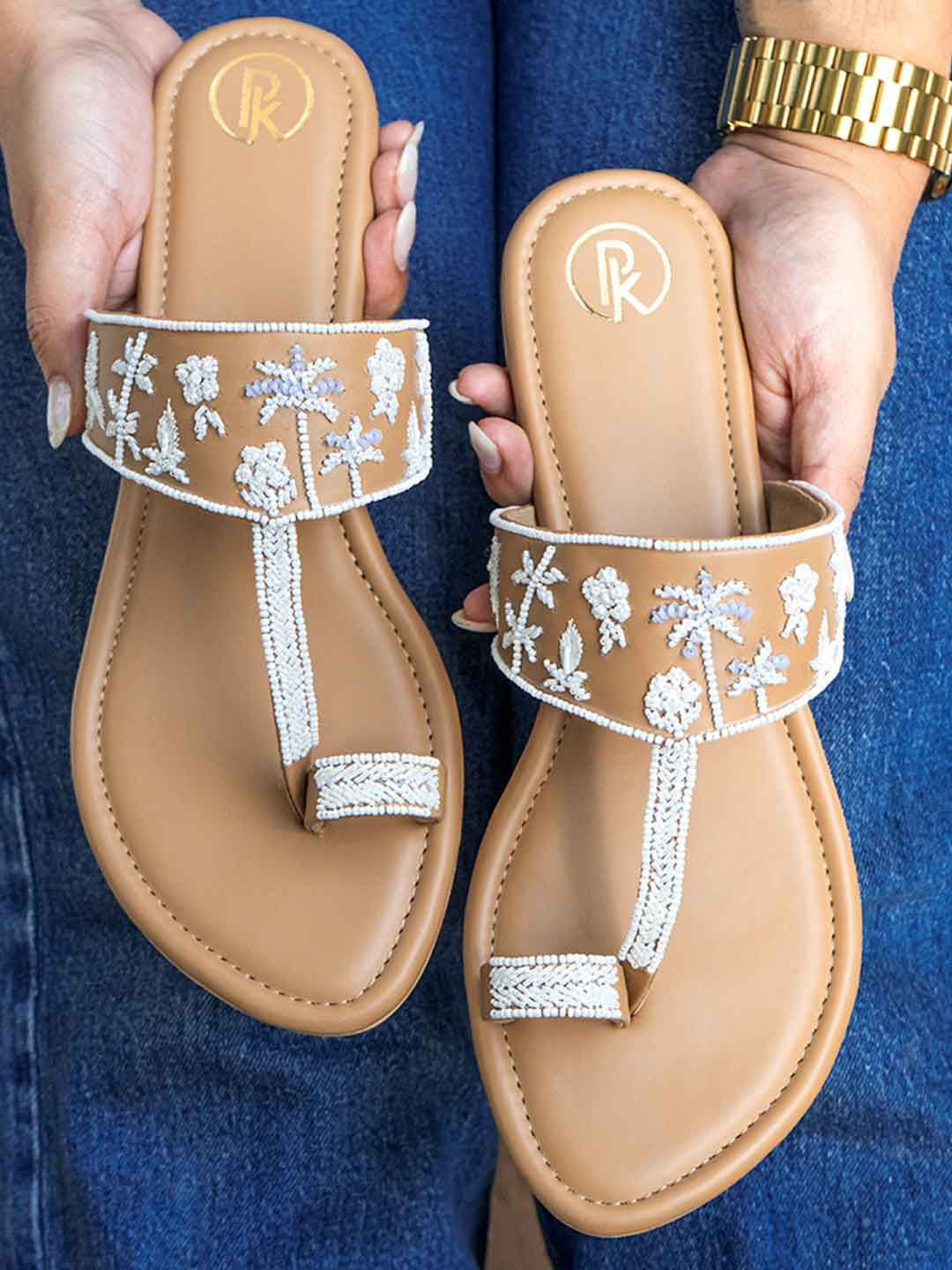 Preet Kaur Women Palm Tan Kolhapuri Ethnic One Toe Flats