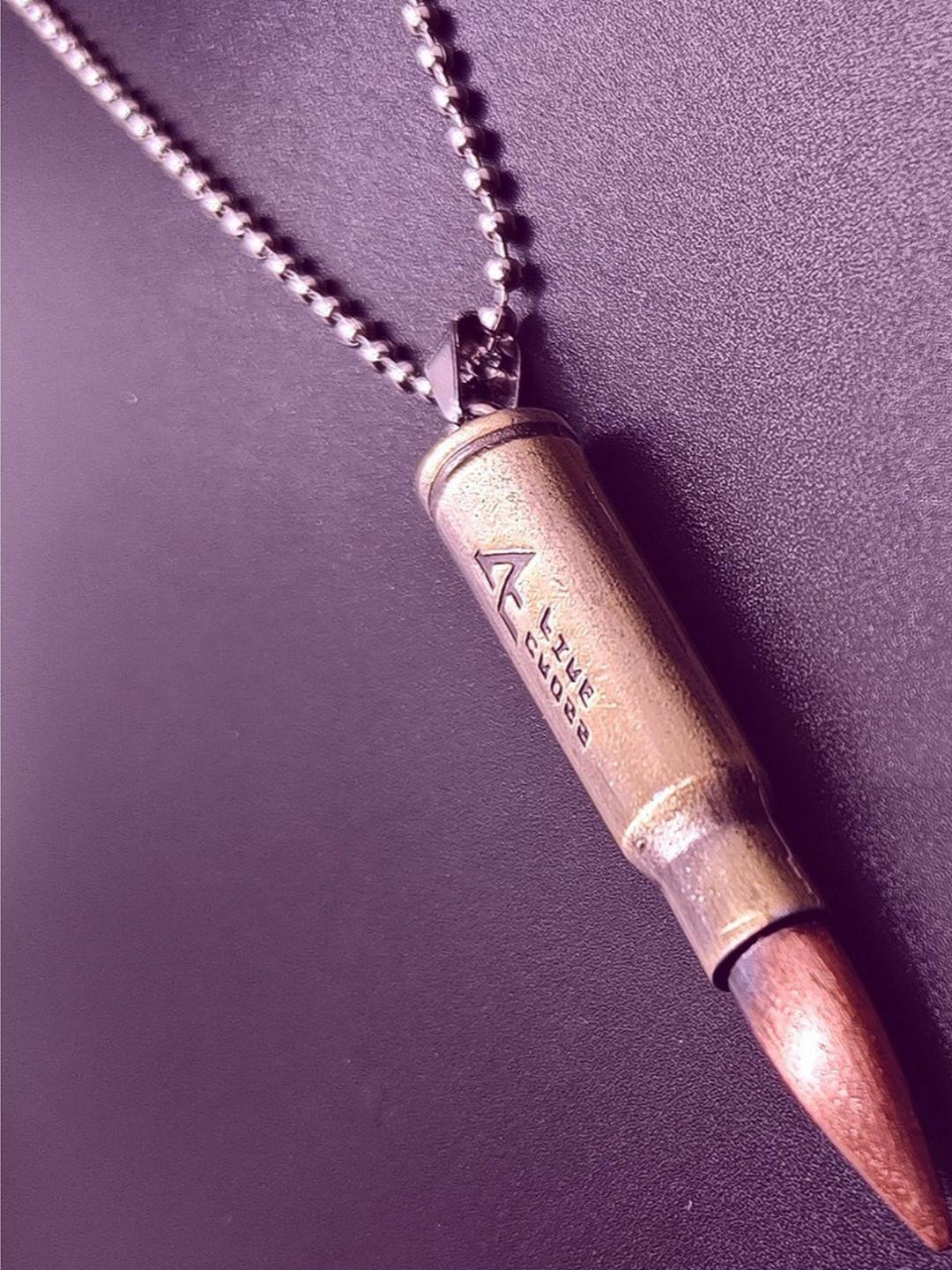 Dynamic Retail Global Bullet Pendant with Chain