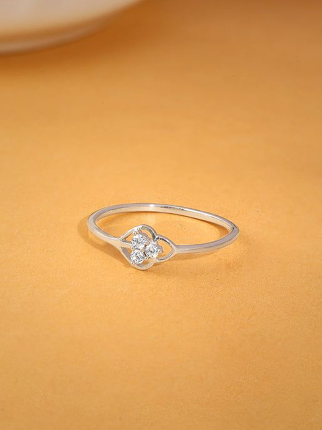 GIVA Silver-Plated Zircon Studded Clover Finger Ring