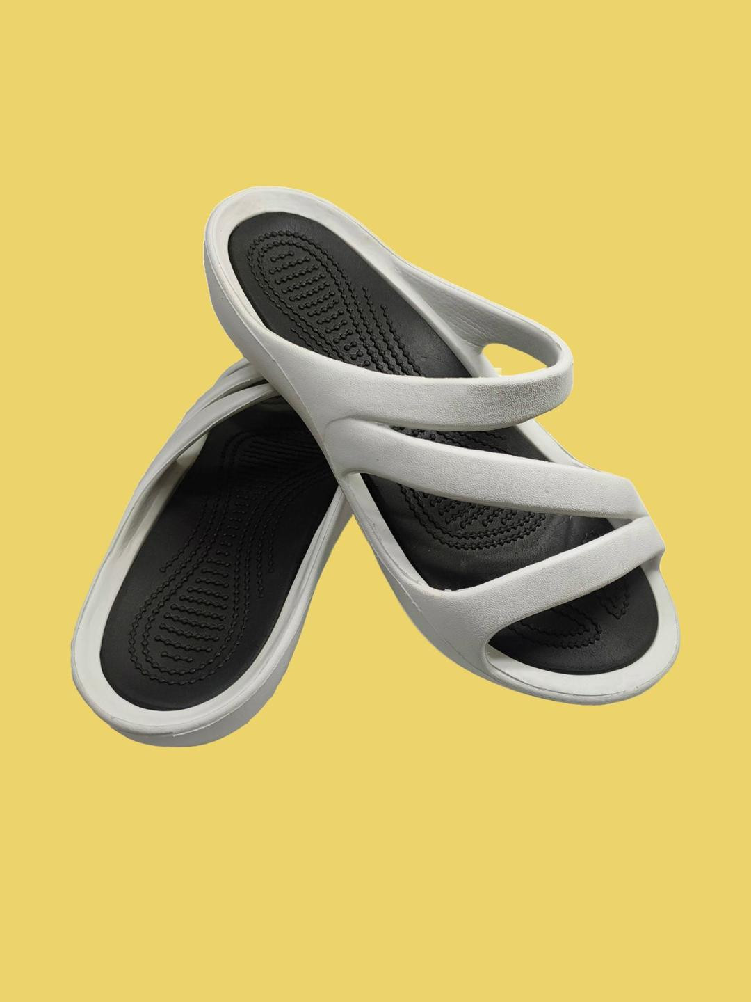 INDUS CLOUD Women White Sandals