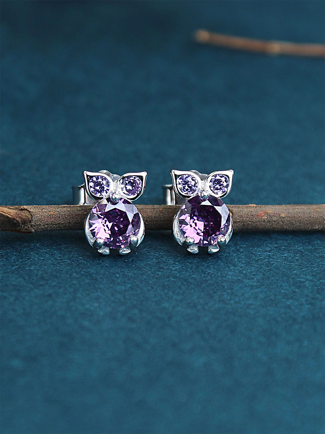 DEVASHREE 925 Sterling Silver Rhodium-Plated Cubic Zirconia Studded Classic Owl Studs