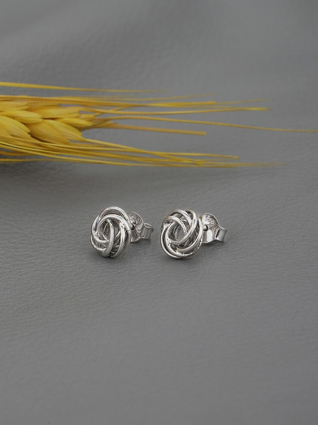 VANBELLE 925 Sterling Silver Rhodium Plated Classic Knot Stud Earring