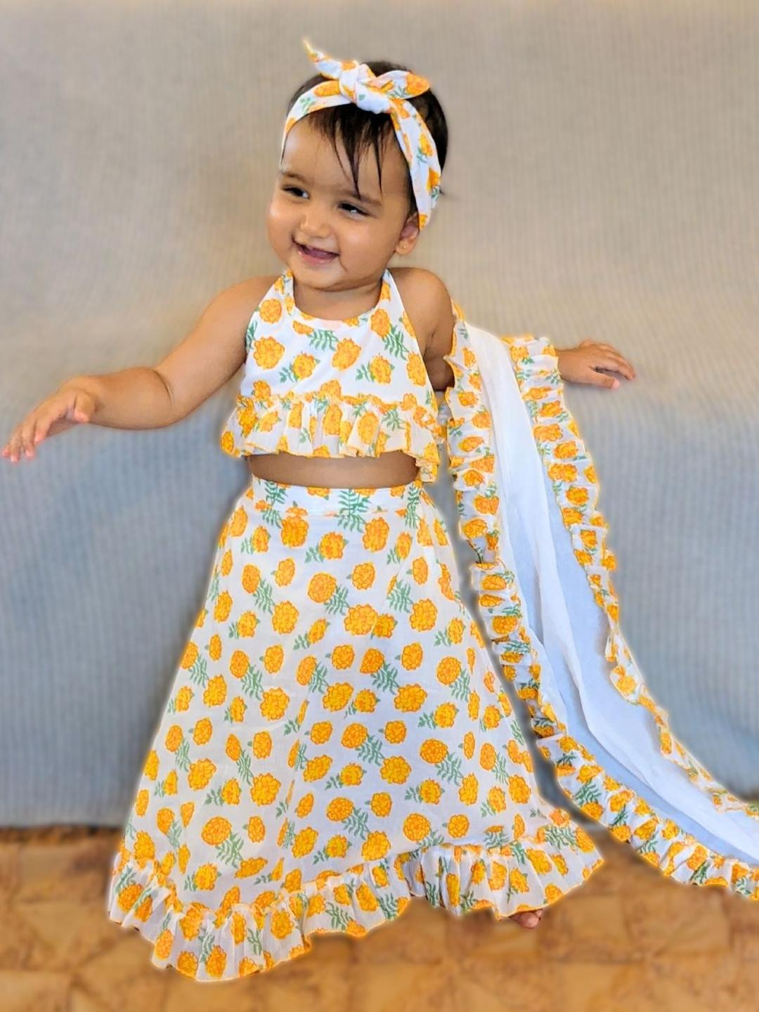 Tura Turi Girls Printed Ready to Wear Halter Neck Lehenga Blouse And Dupatta