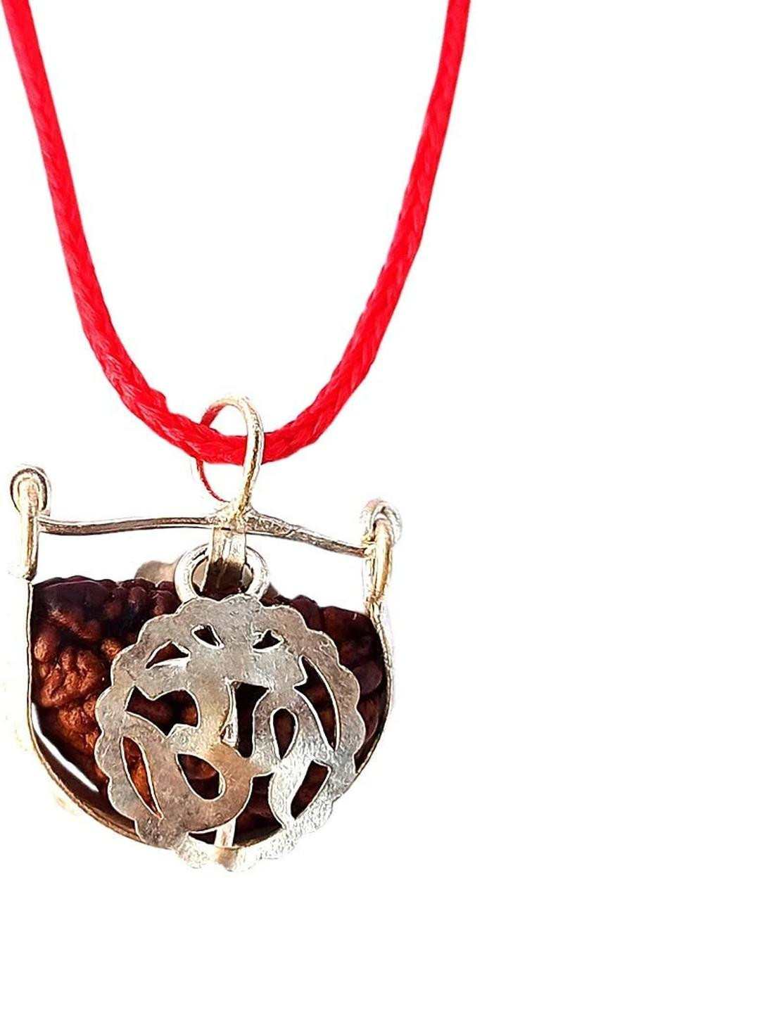 Divine souvenirs Unisex Ohm Engraved Rudhraksha Pendants