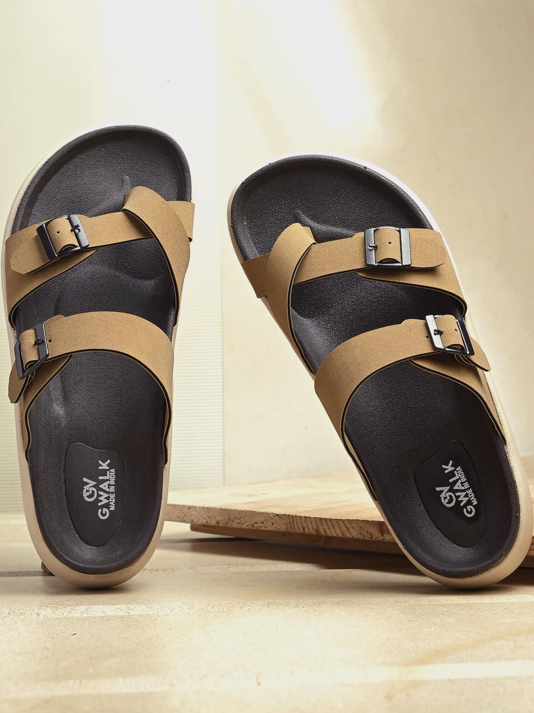 GWALK Men Beige Sandals