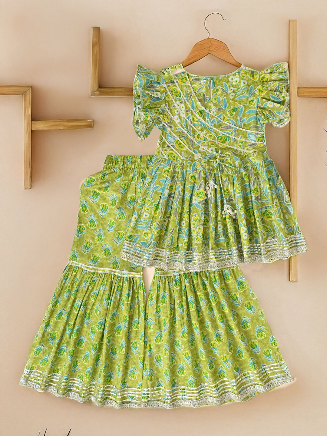 THE WEAVERS SHOP BY RAAVI Girls Floral Printed Cotton A-Line Kurta with Sharara