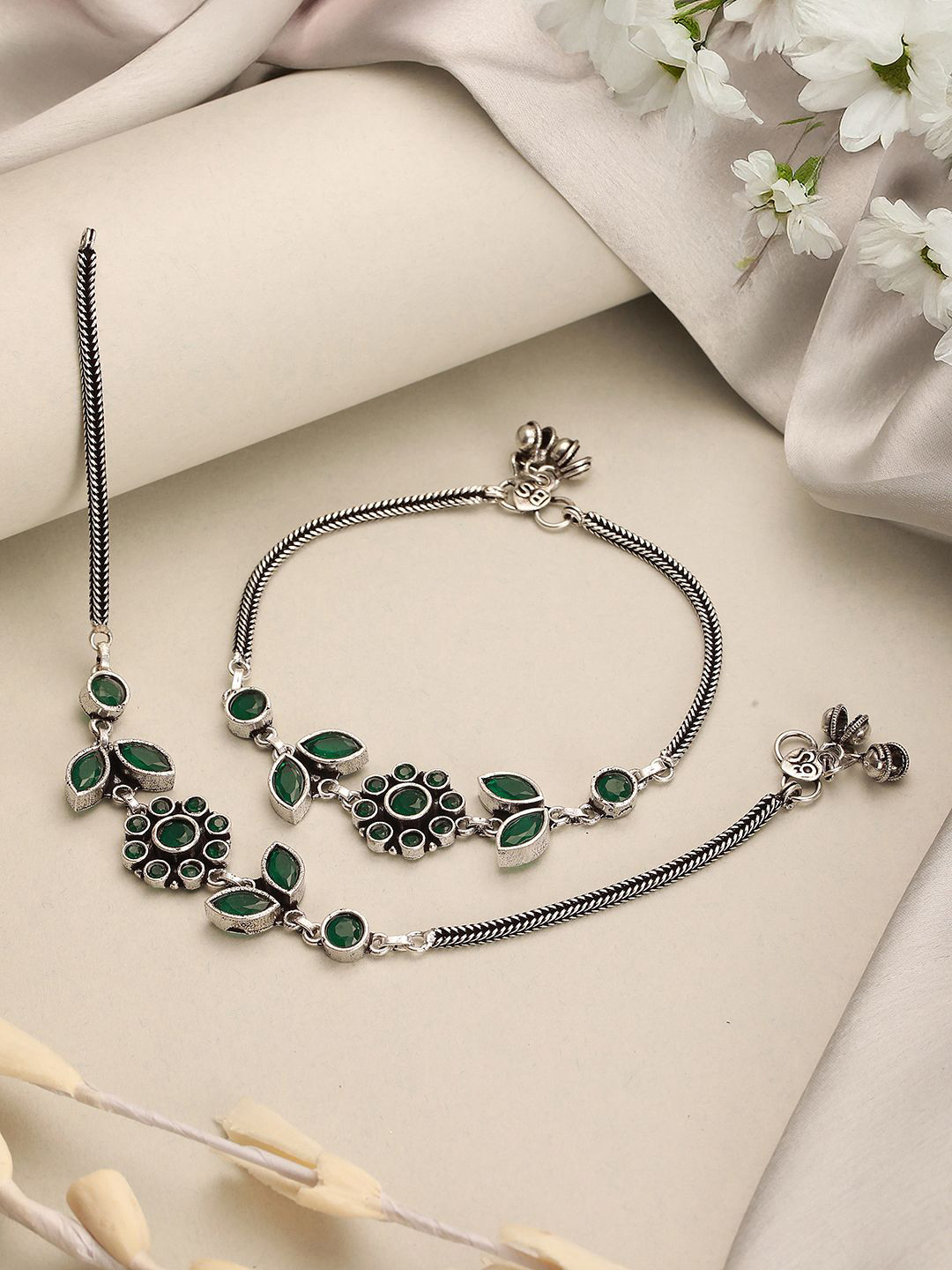 Saraf RS Jewellery Rhodium-Plated Artificial Stones Anklet