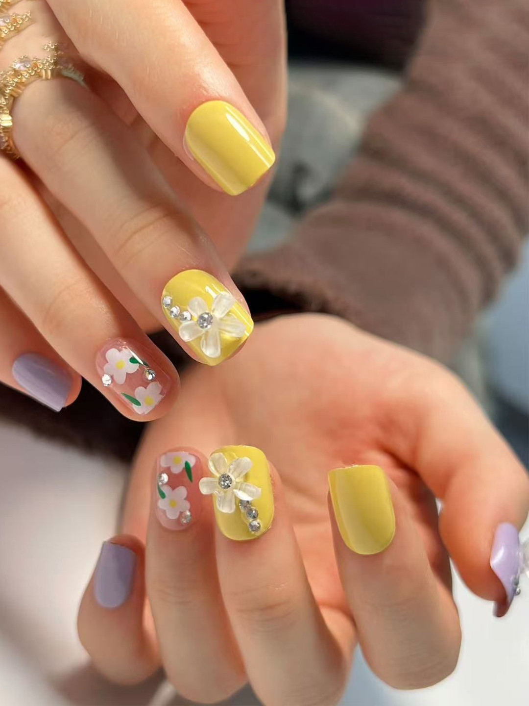 GLOW CUPID Set Of 25 Glossy Finish Reusable Press On Nails - Pastel-Delight