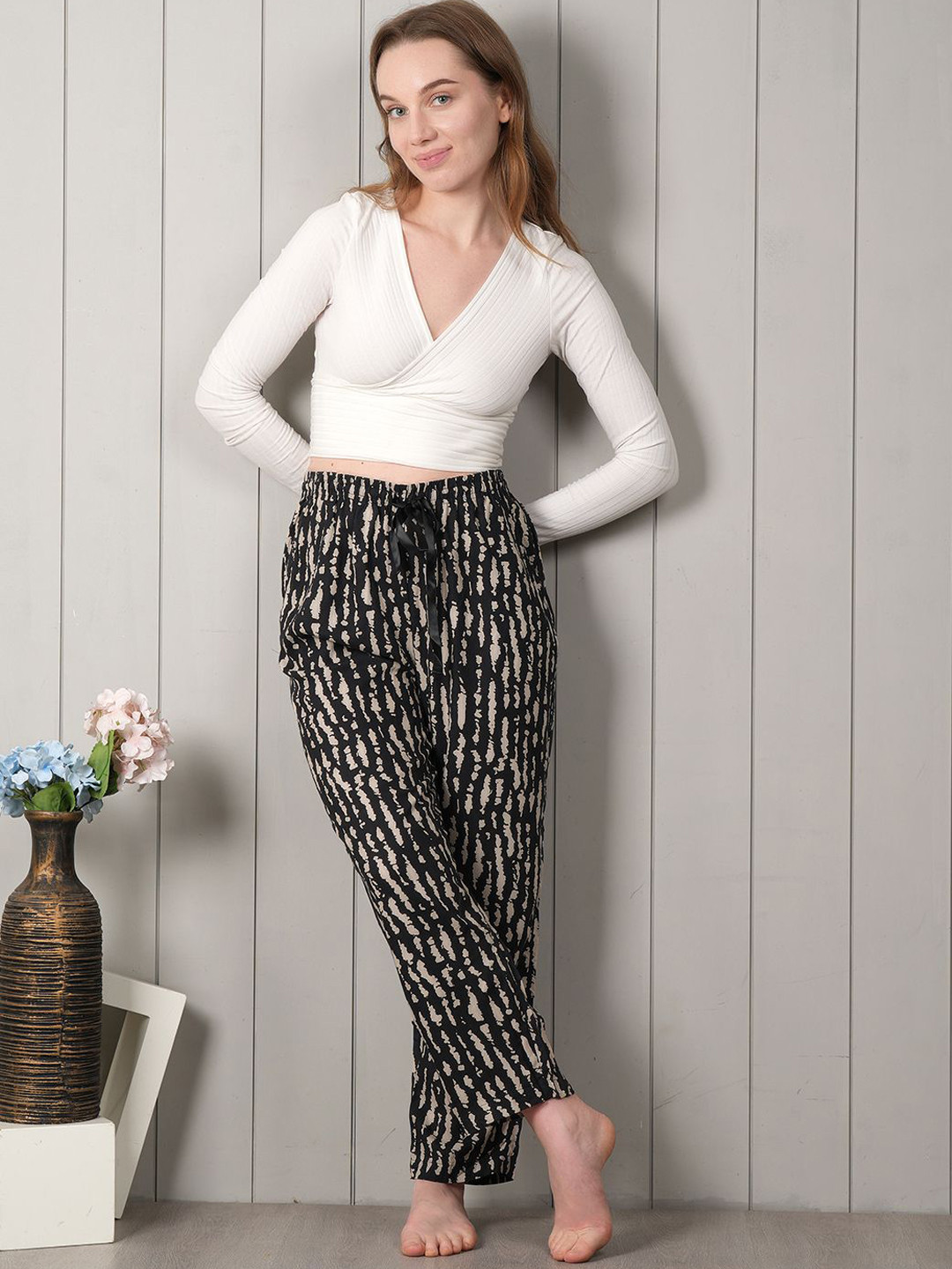 Style Shoes Pack Of 2 Printed Mid-Rise Lounge Pants