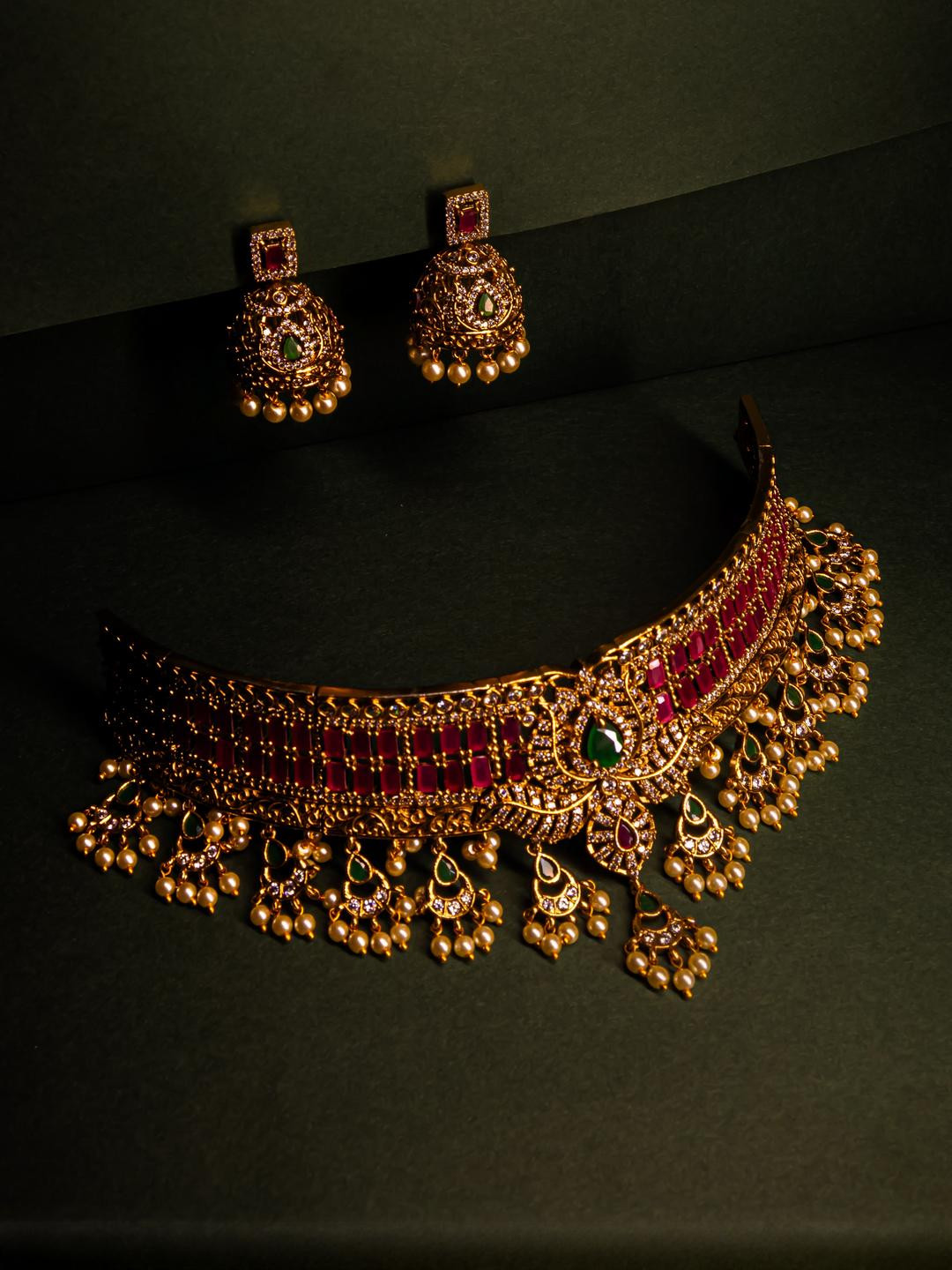 Roop Katha Women Pink Jewellery Set