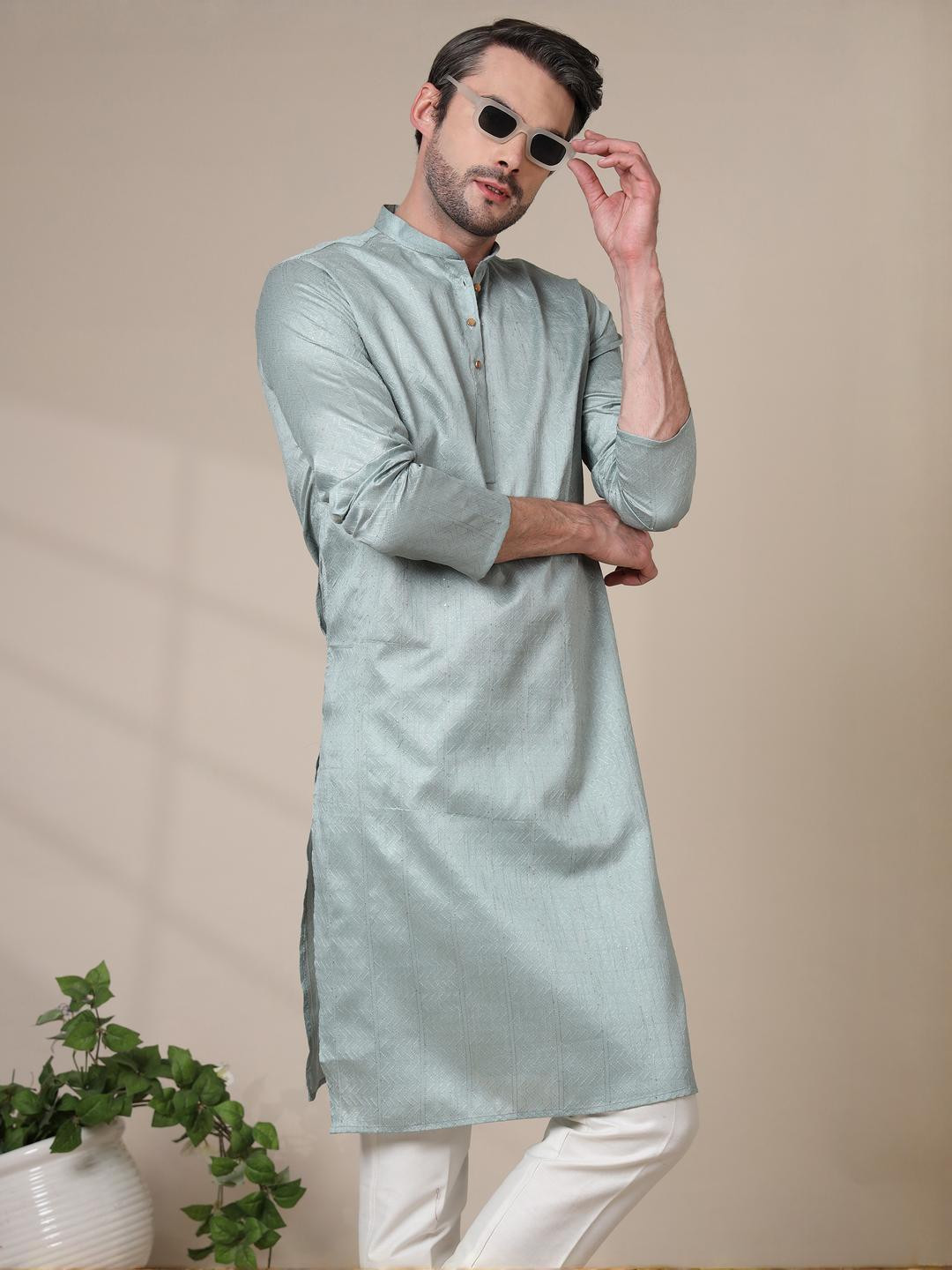 ADHIRAJAN Men Silk woven Mandarin Collar Kurta