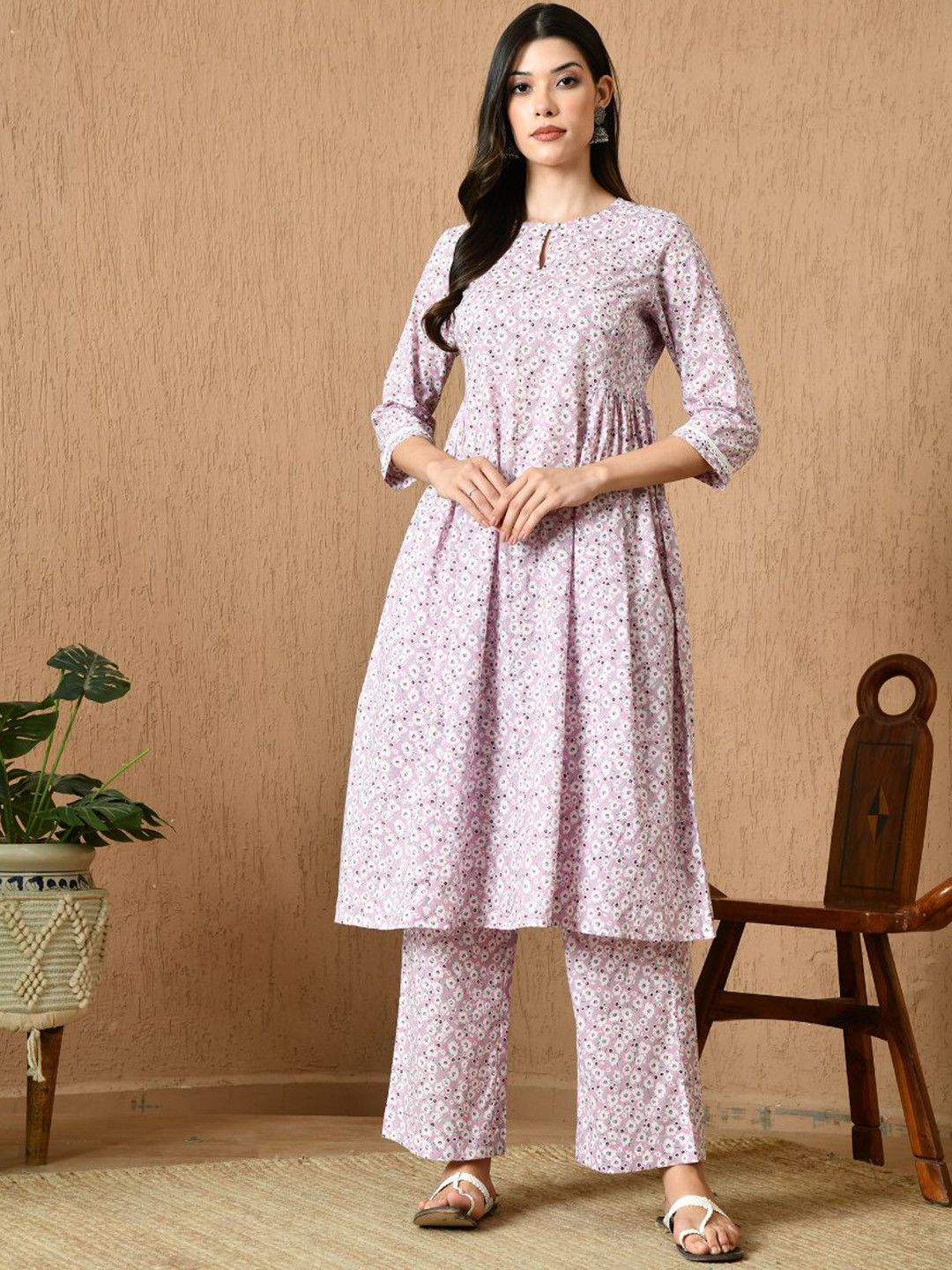 KELIN Enna Women Floral Printed Pleated Pure Cotton Kurta with Palazzos