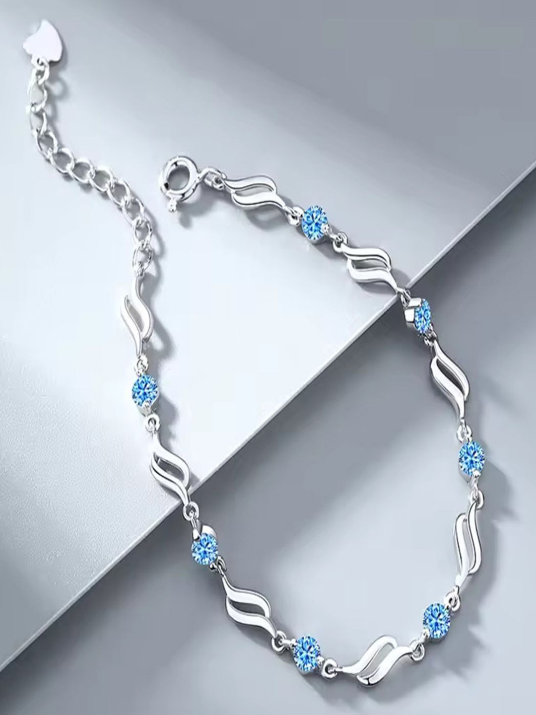 RV Jewels Unisex Silver-Plated Link Bracelet