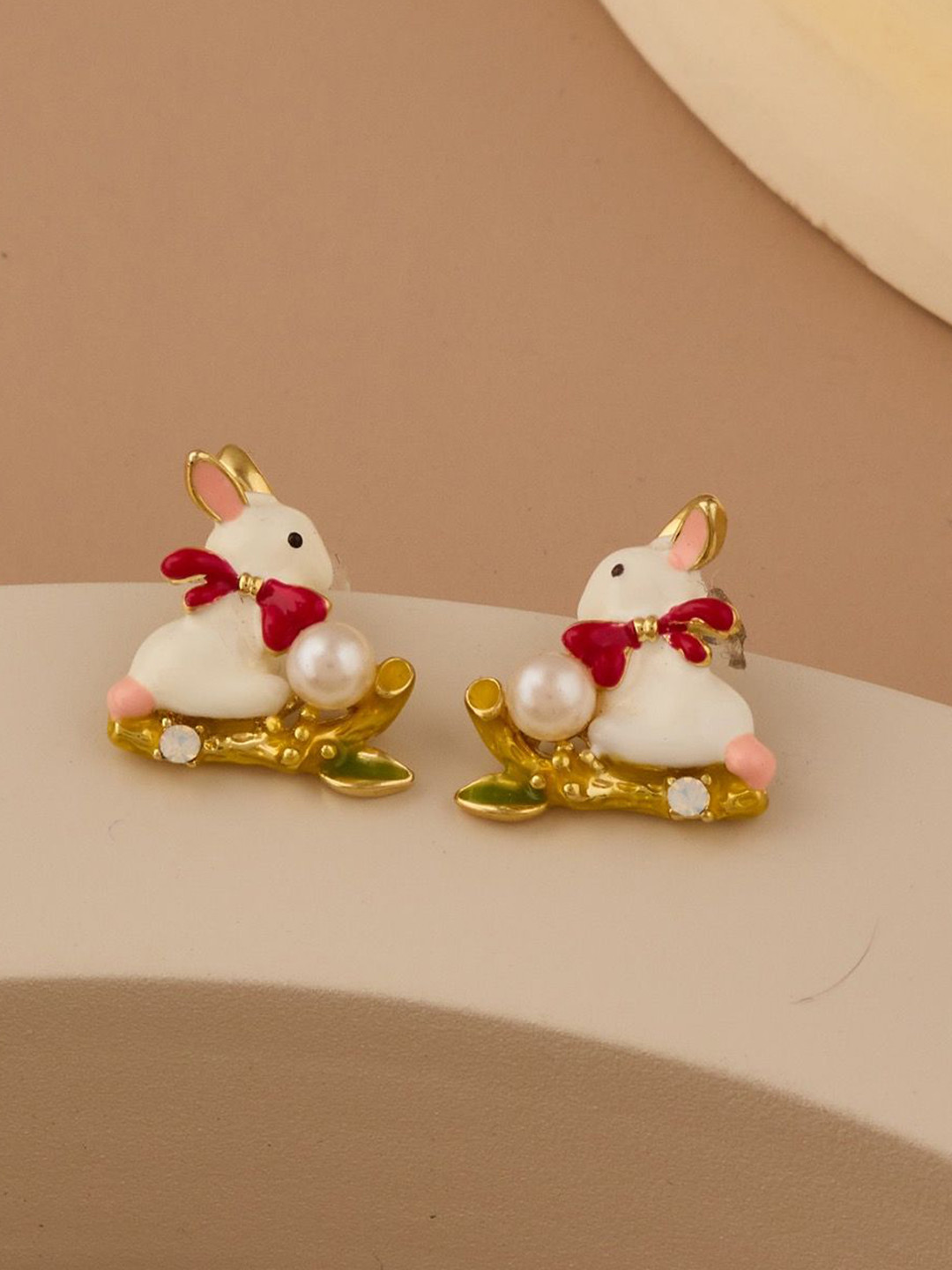 GC PREMIUM JEWELLERY Stainless Steel Gold-Plated Bunny Shaped Studs