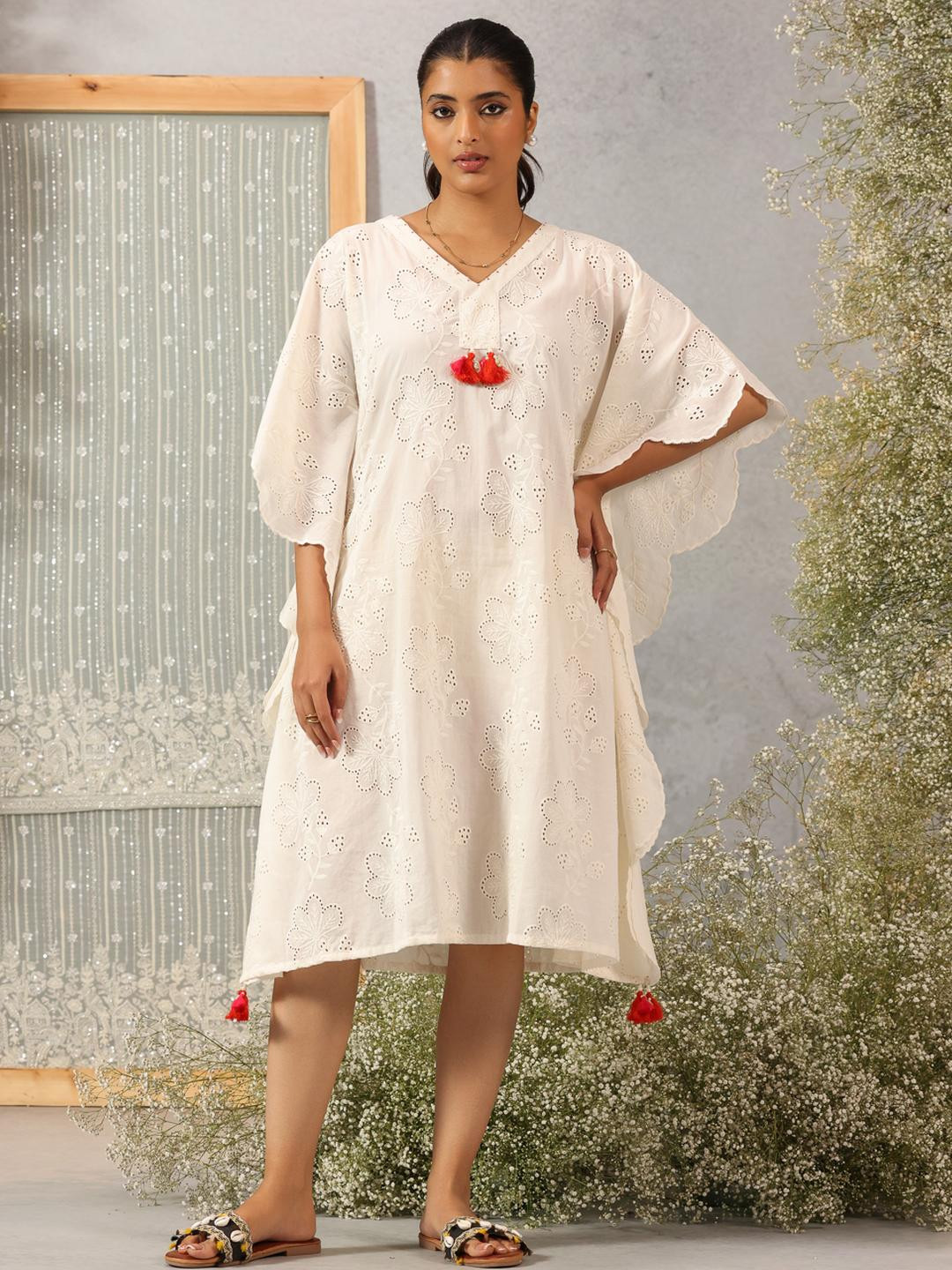 Lakshita Women Off White Dresses