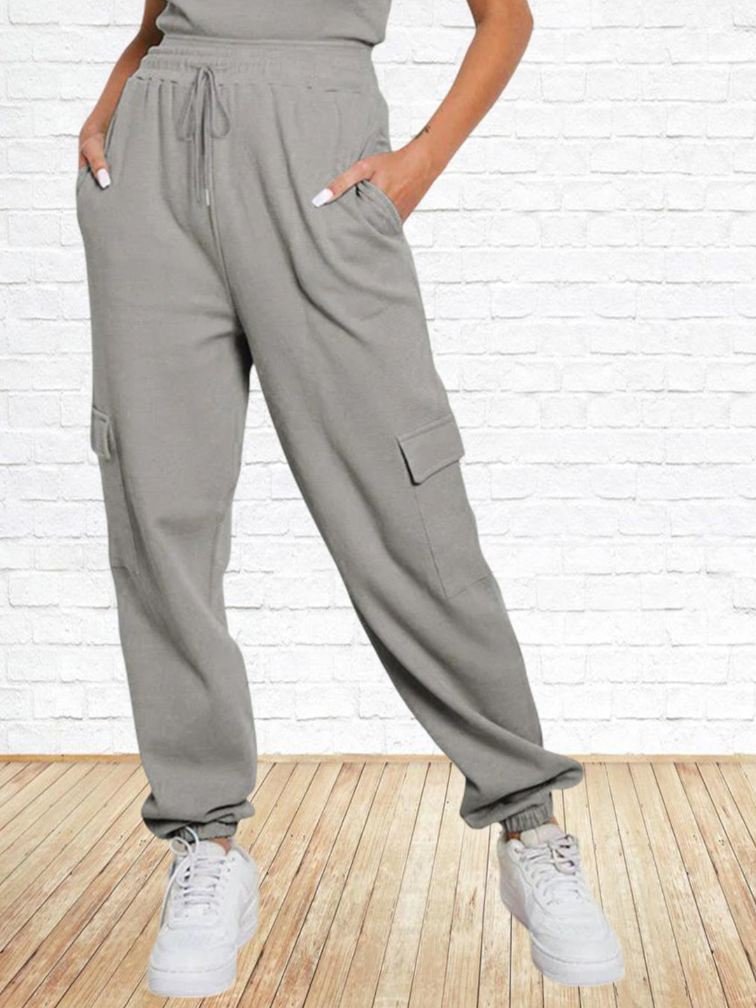 Unicus Apparel Women High-Rise Joggers