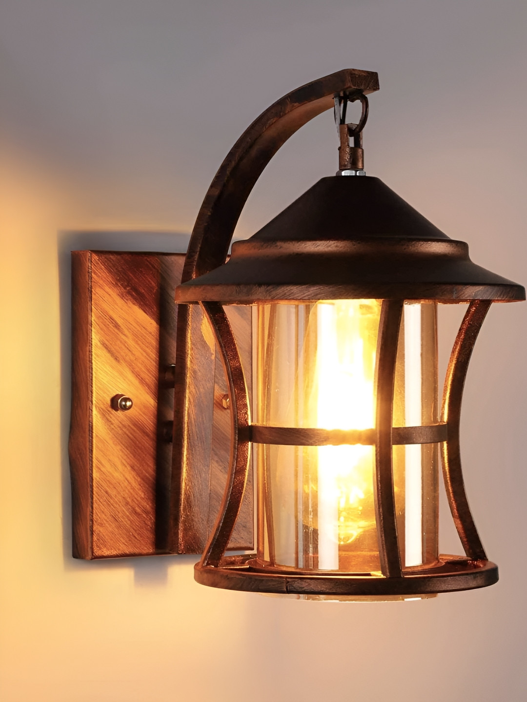 Sinoman Copper-Toned & Black Textured Metal Spherical Shaped Wall Lamp