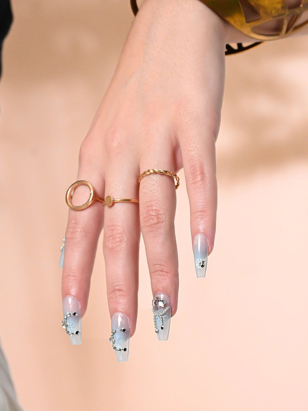 GLOW CUPID Set Of 24 Reusable Press On Nails Kit - Ice Queen