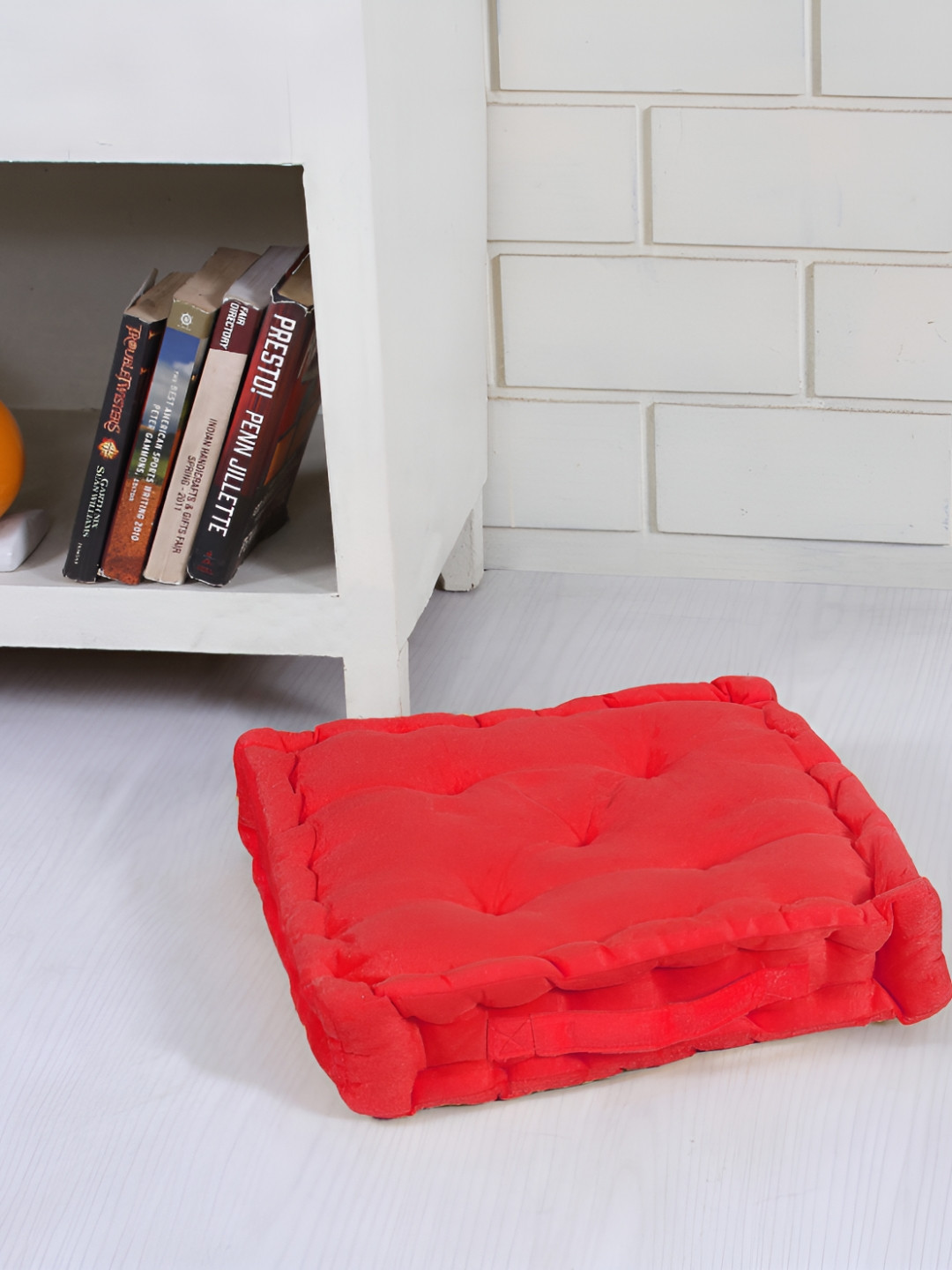 Dolce Casa Red Velvet Square Chair Pad