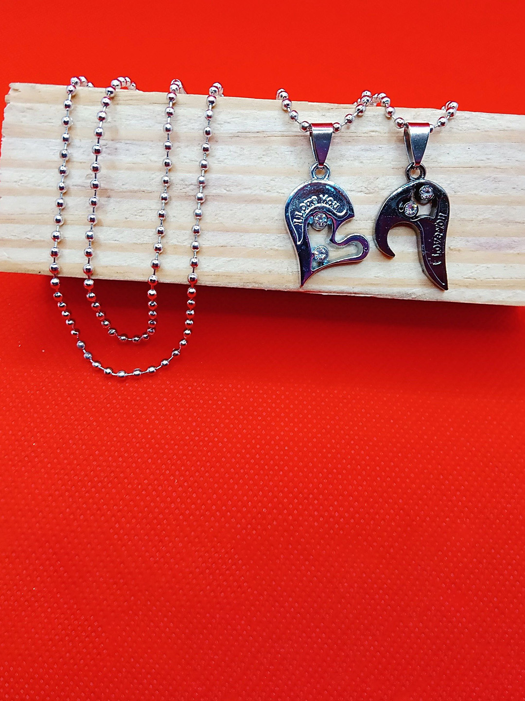 RV Jewels Heart Shaped Pendants with Chains